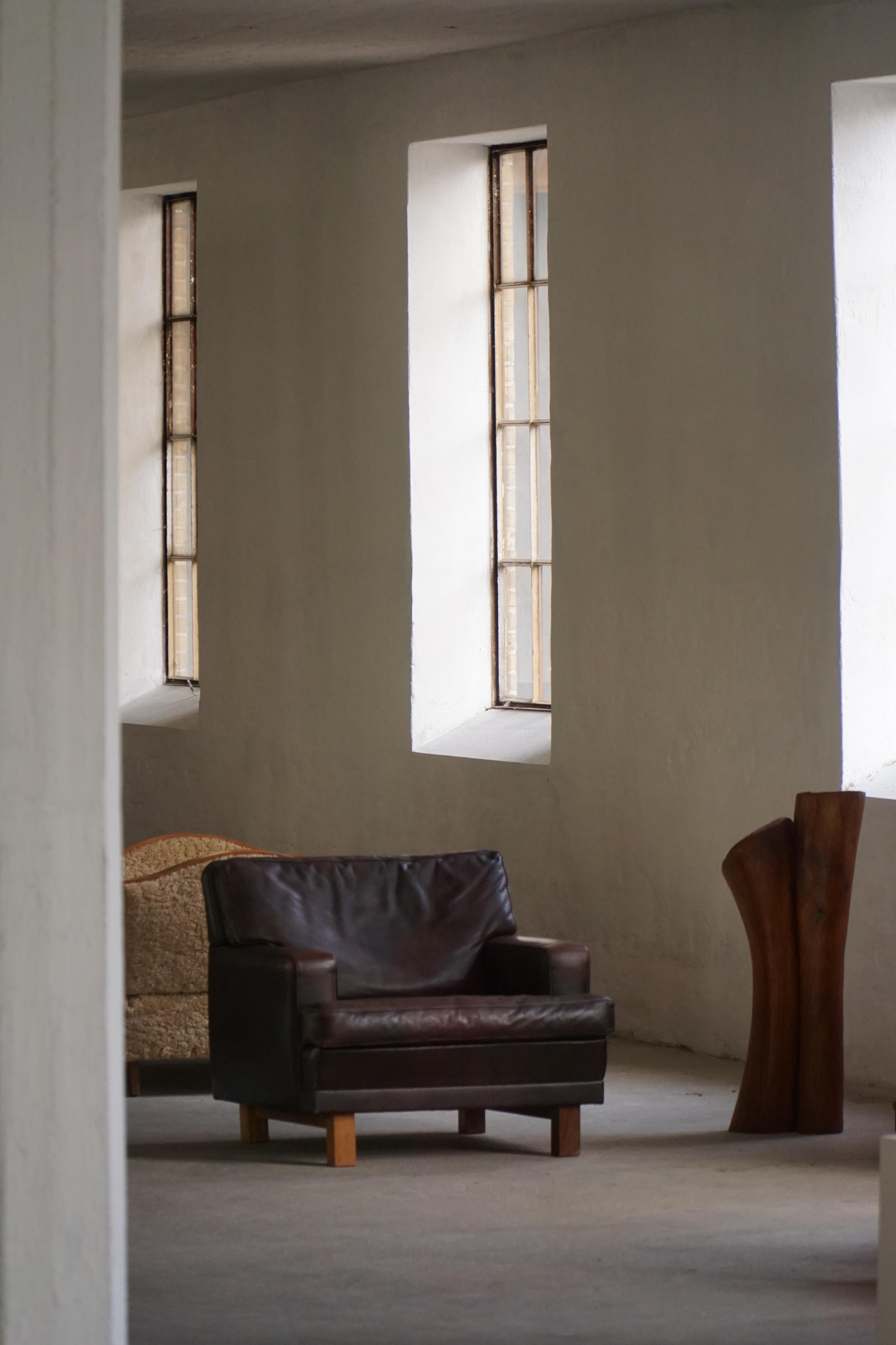 Pair of Danish Modern Lounge Chairs in Dark Brown Leather & Rosewood, 1960s For Sale 2