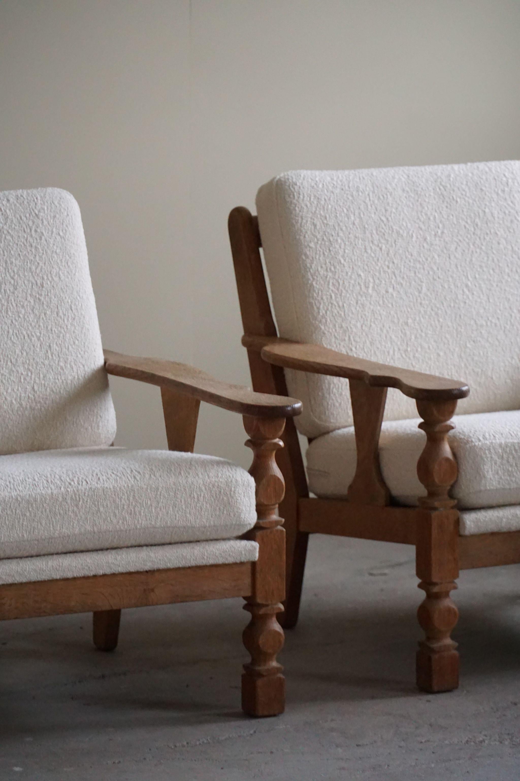 Wool Pair of Danish Modern Lounge Chairs in Oak & Bouclé, Henning Kjærnulf, 1960s