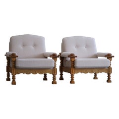 Pair of Danish Modern Lounge Chairs in Oak & Bouclé, Henning Kjærnulf, 1960s