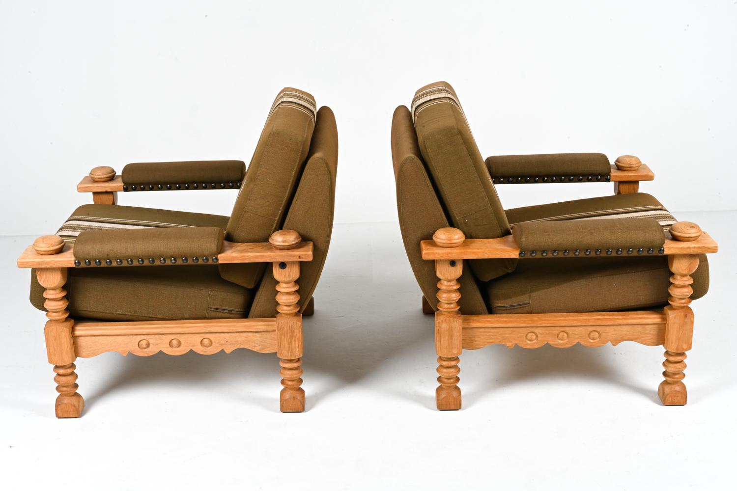 Pair of Danish Modern Lounge Chairs in Oak Henning Kjærnulf, 1960s 4