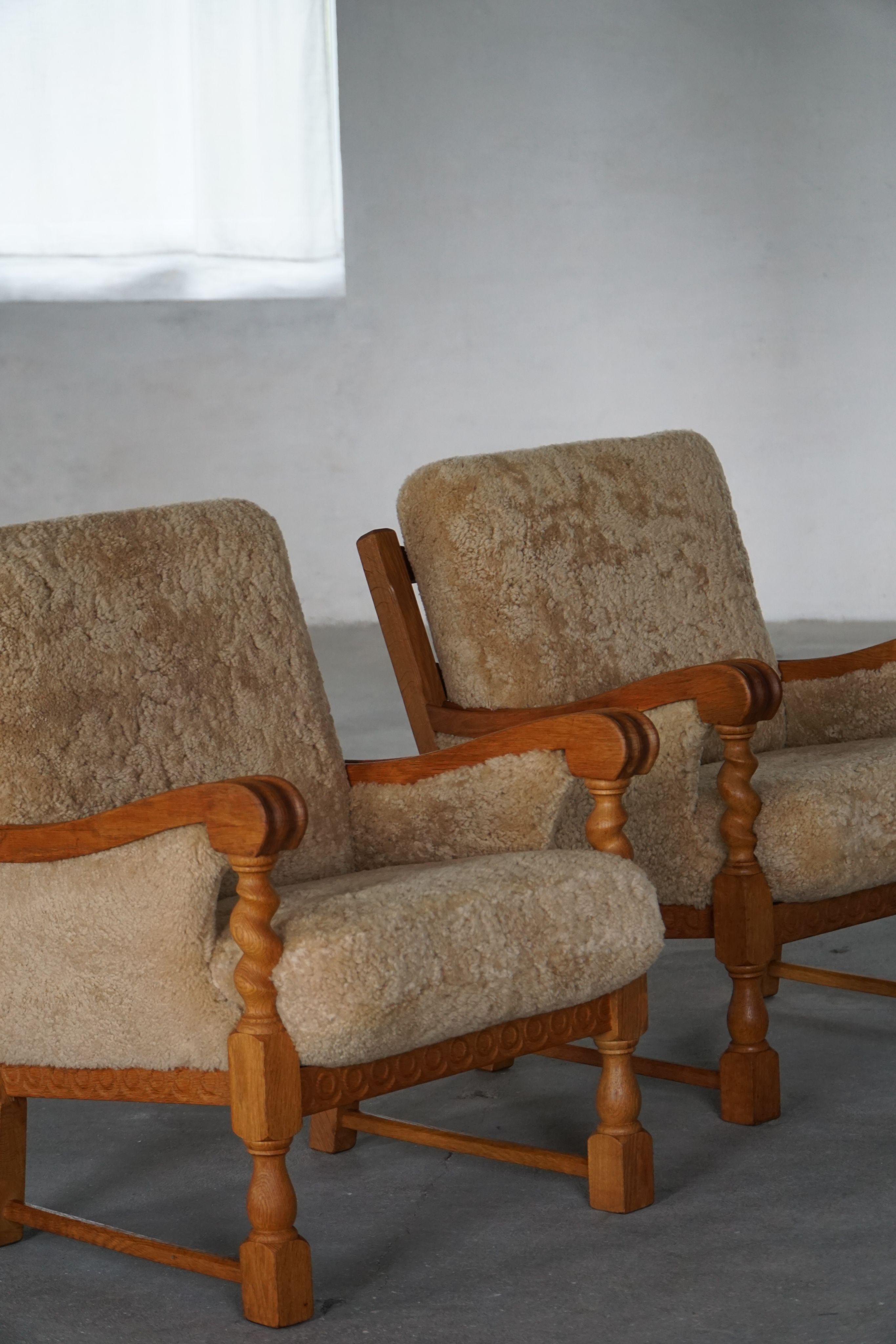 Pareja de tumbonas modernas danesas de roble y lana de cordero, años 60 en venta 6