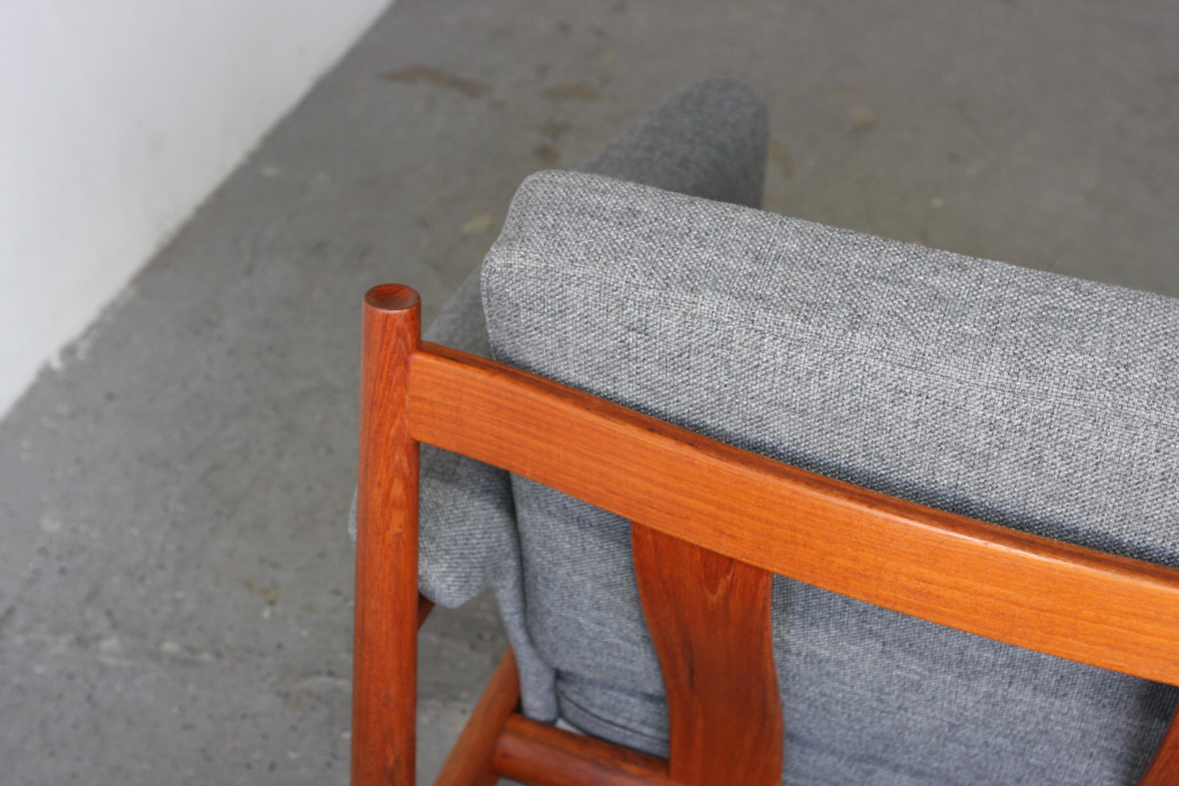 Pair of  Danish Modern model 168 Grete Jalk teak lounge chairs  For Sale 1