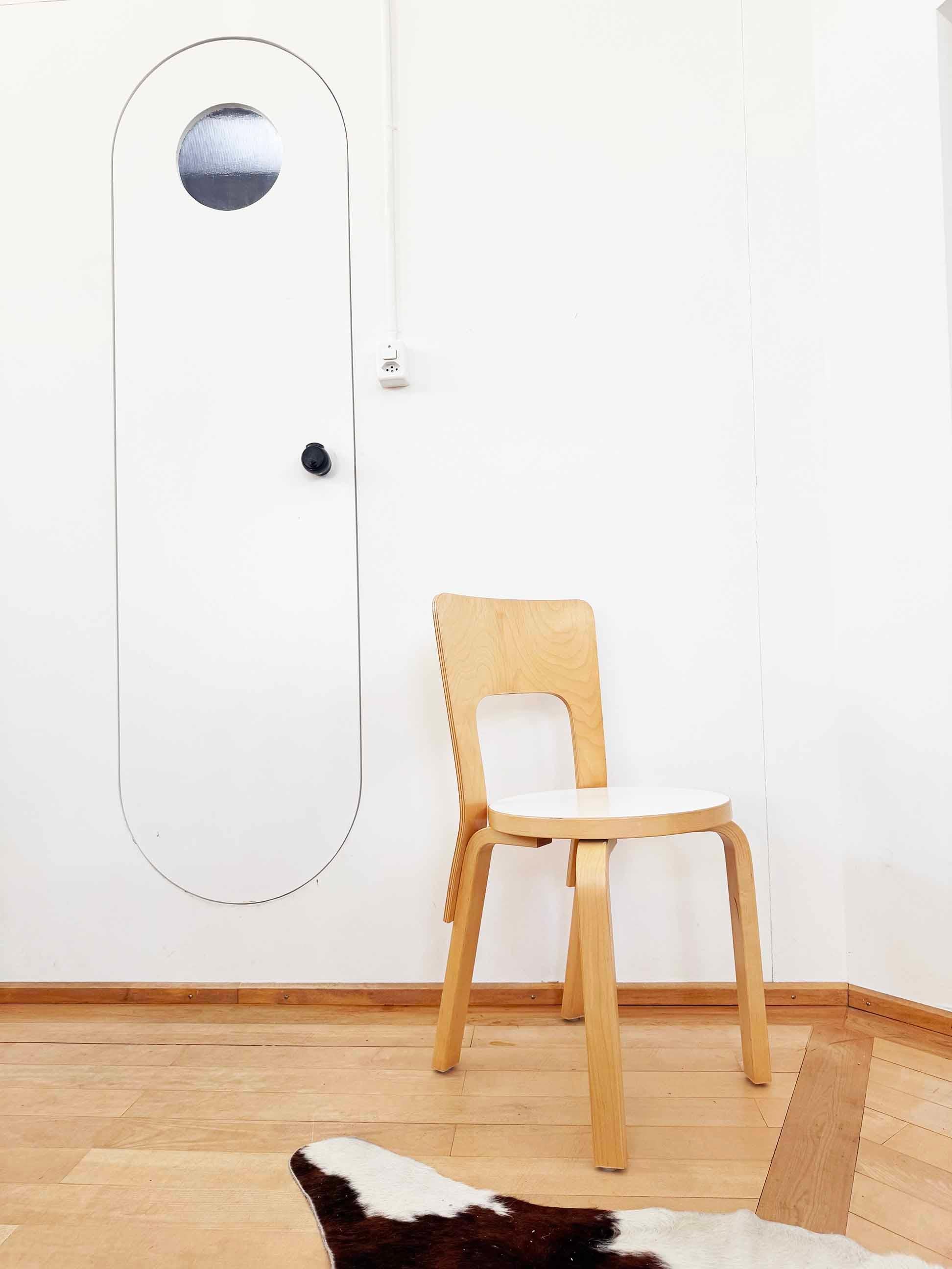 Pair of Danish Modern Model 66 Chairs Birch + White Seats, Alvar Aalto for Artek 5