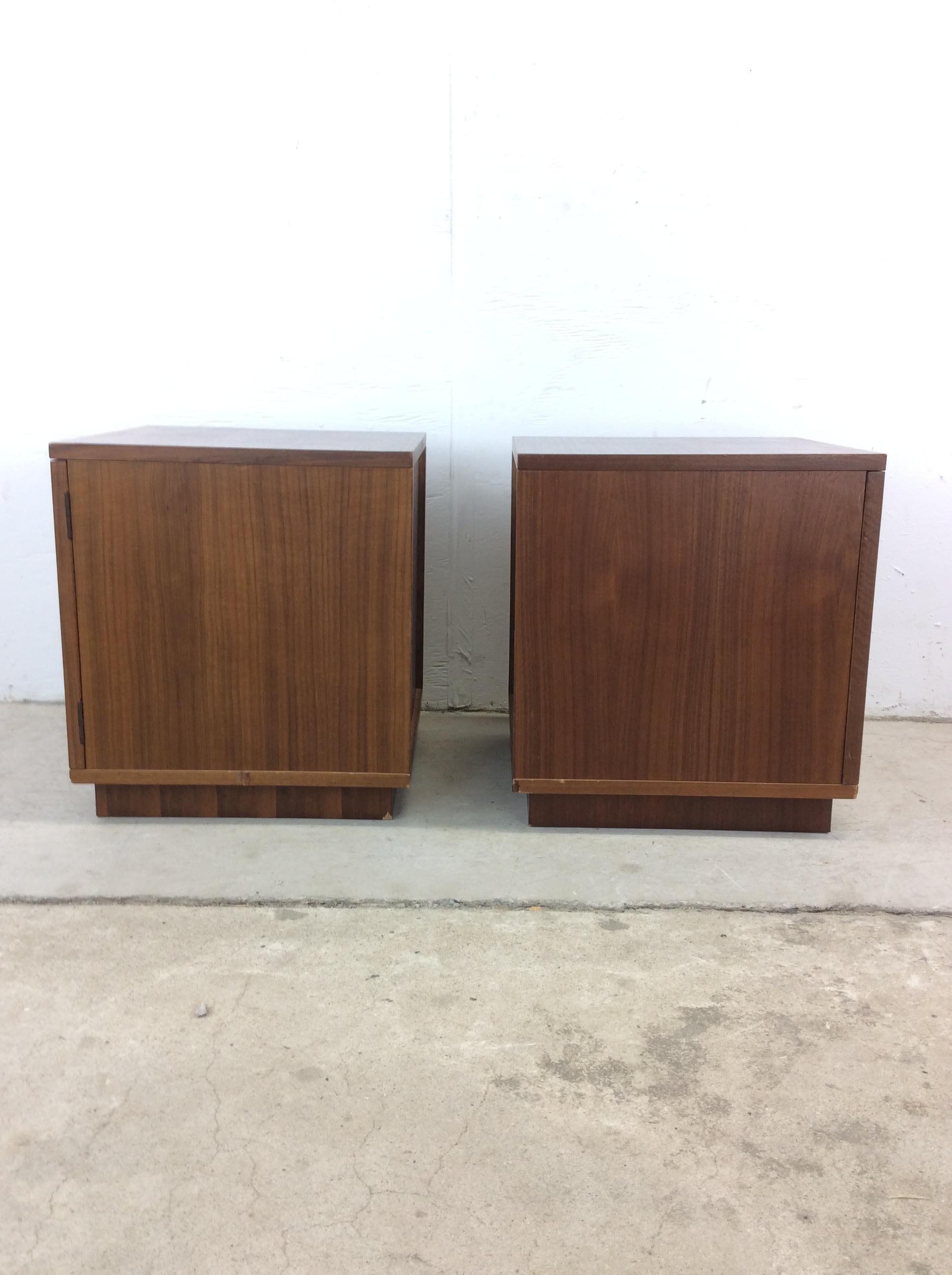Teak Pair of Danish Modern Nightstands with Storage Cabinet For Sale