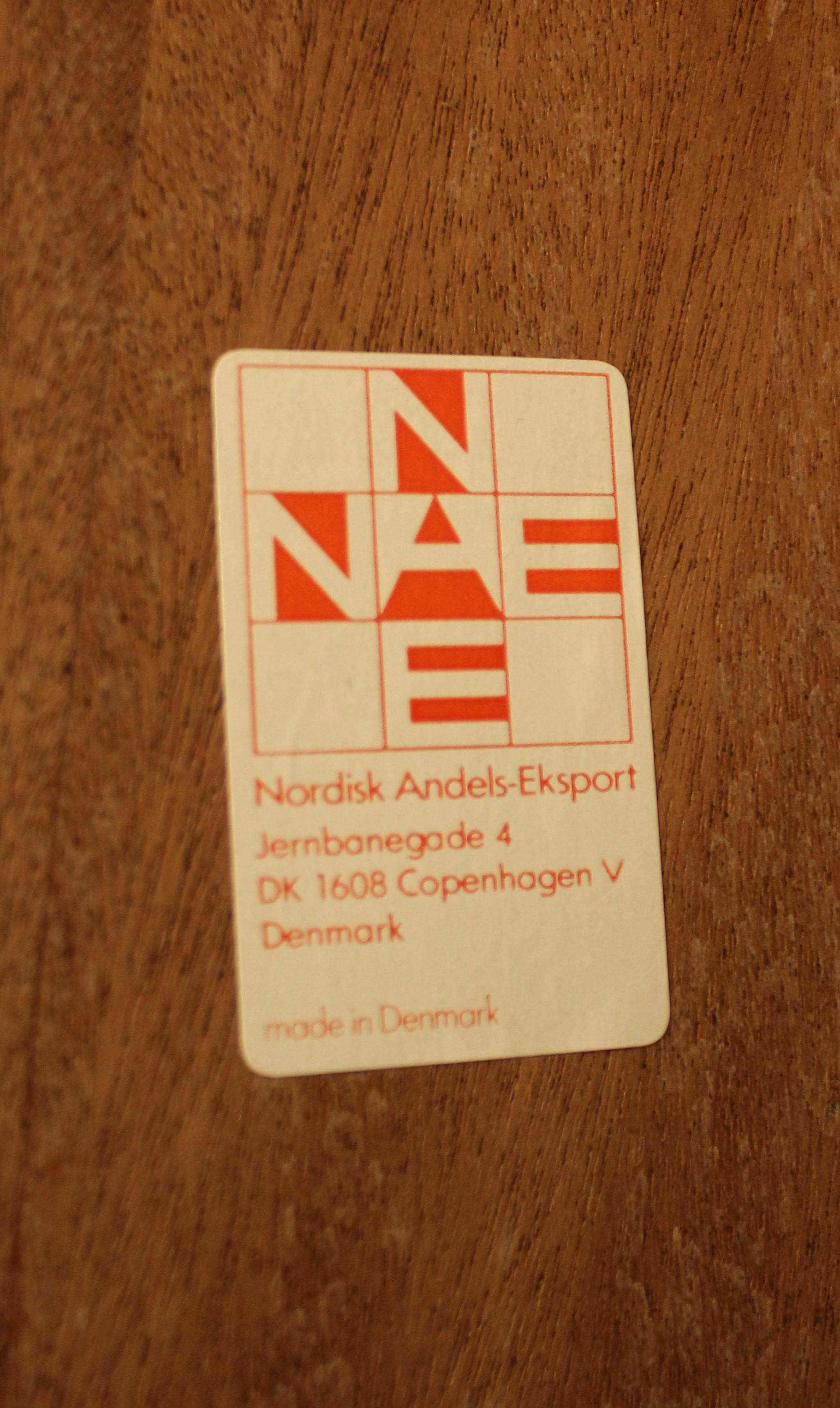 Pair of Danish Modern Nordisk Andels Eksport Teak Nesting Tables 5