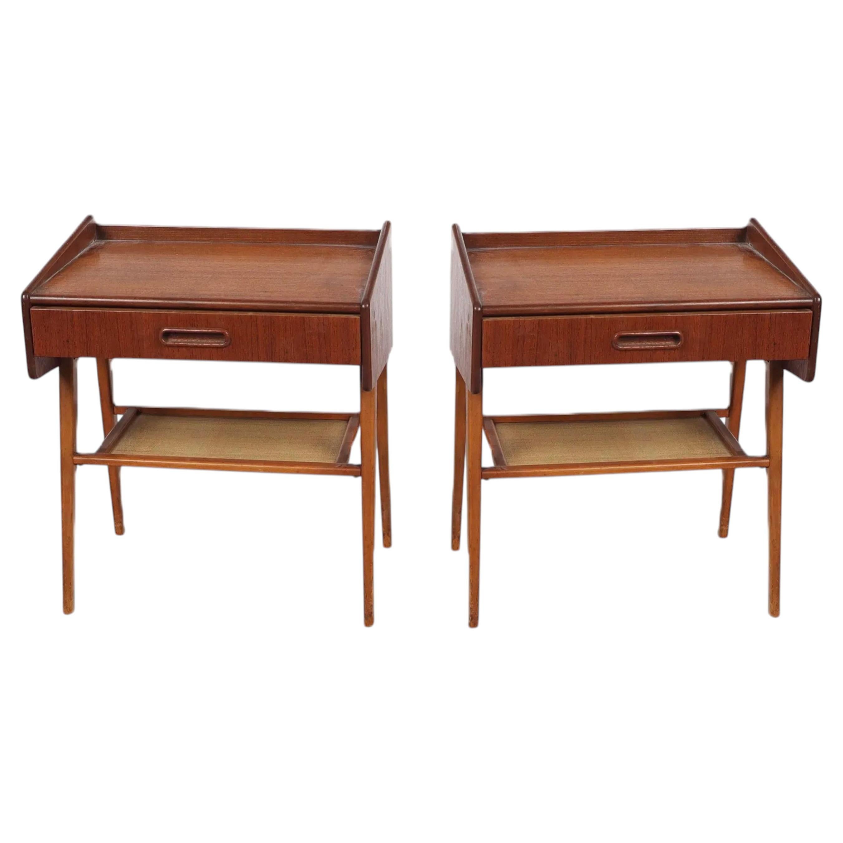 Pair of Danish Modern Petite teak nightstands with single drawer For Sale