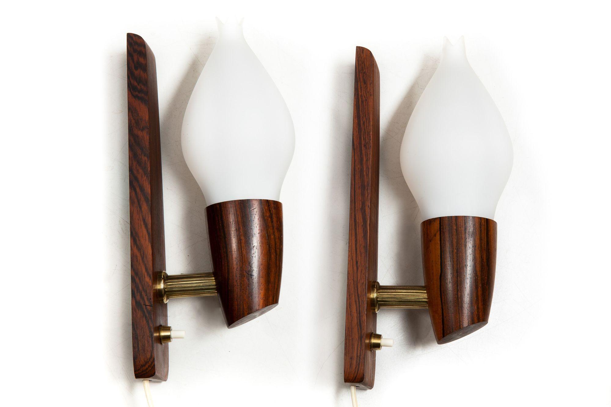 Mid-Century Modern Pair of Danish Modern Rosewood Wall Sconces by Vitrika circa 1970s For Sale