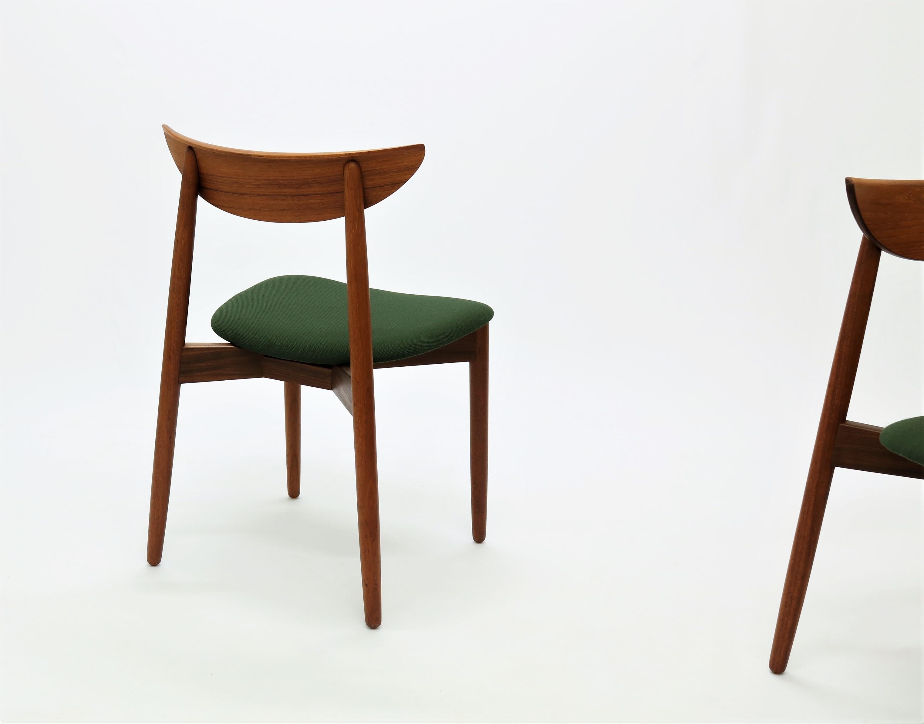 Scandinavian Modern Pair of Danish Modern Side Chairs Model 58 in Teak by Harry Østergaard, 1950s