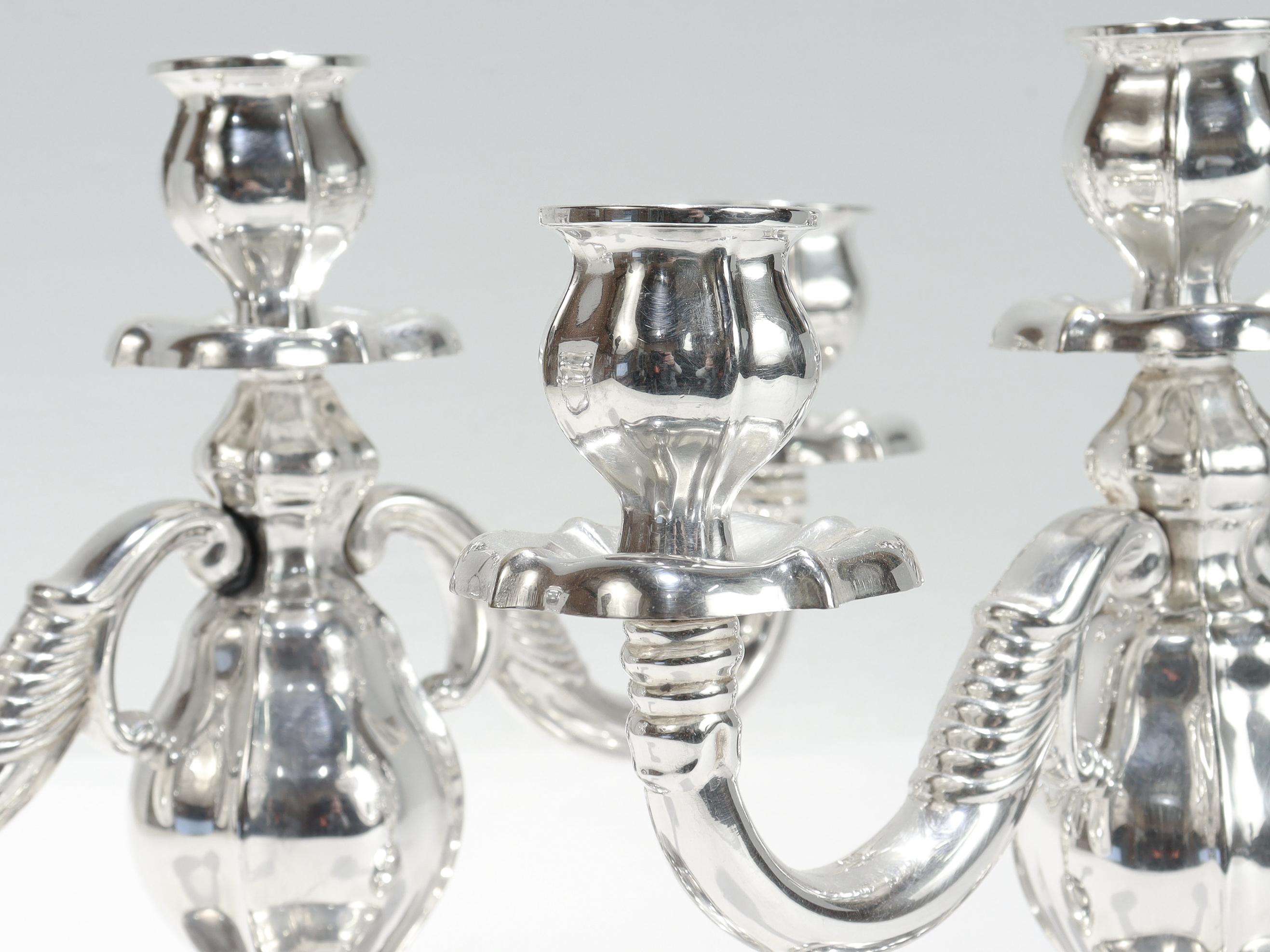 Paire de candélabres/bougeoirs danois modernes en métal argenté de Carl Christiansen en vente 4