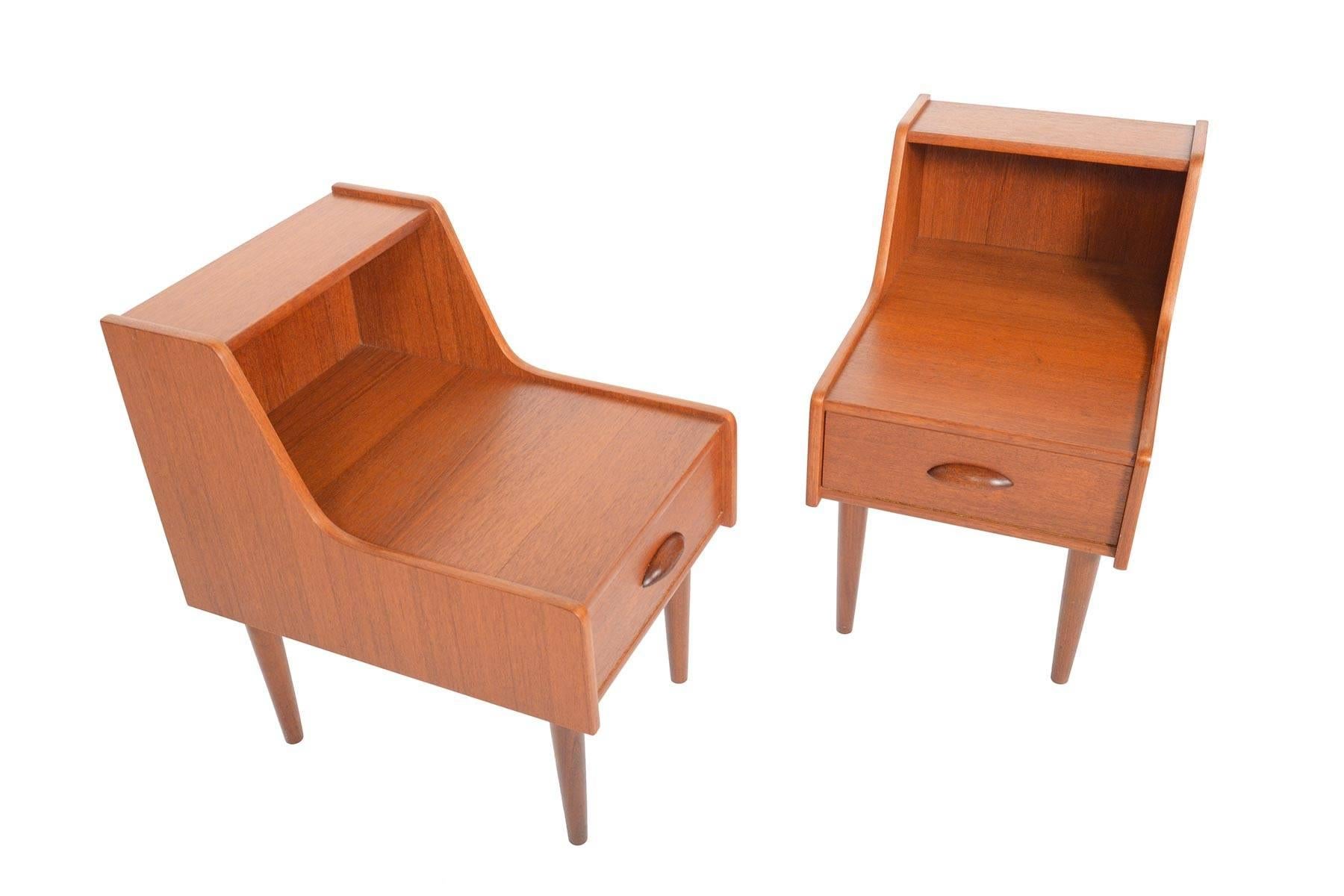 Scandinavian Modern Pair of Danish Modern Single Drawer Teak Nightstands