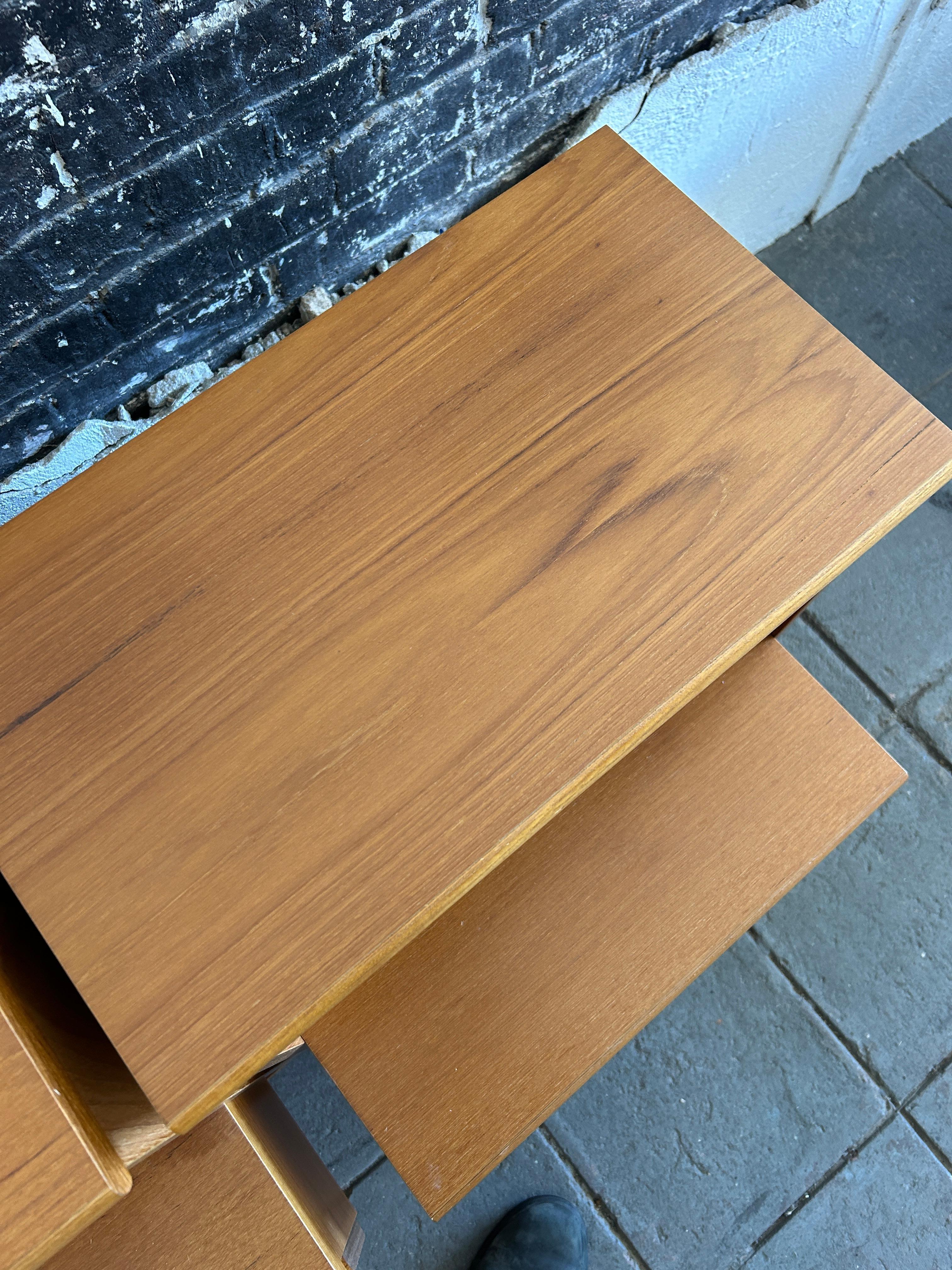 Woodwork Pair of danish modern single drawer teak nightstands  For Sale