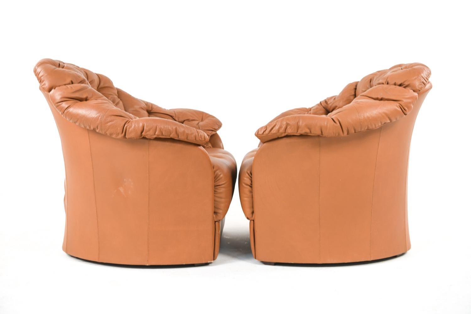 Pair of Danish Modern Skipper Mobler Leather Lounge Chairs 5