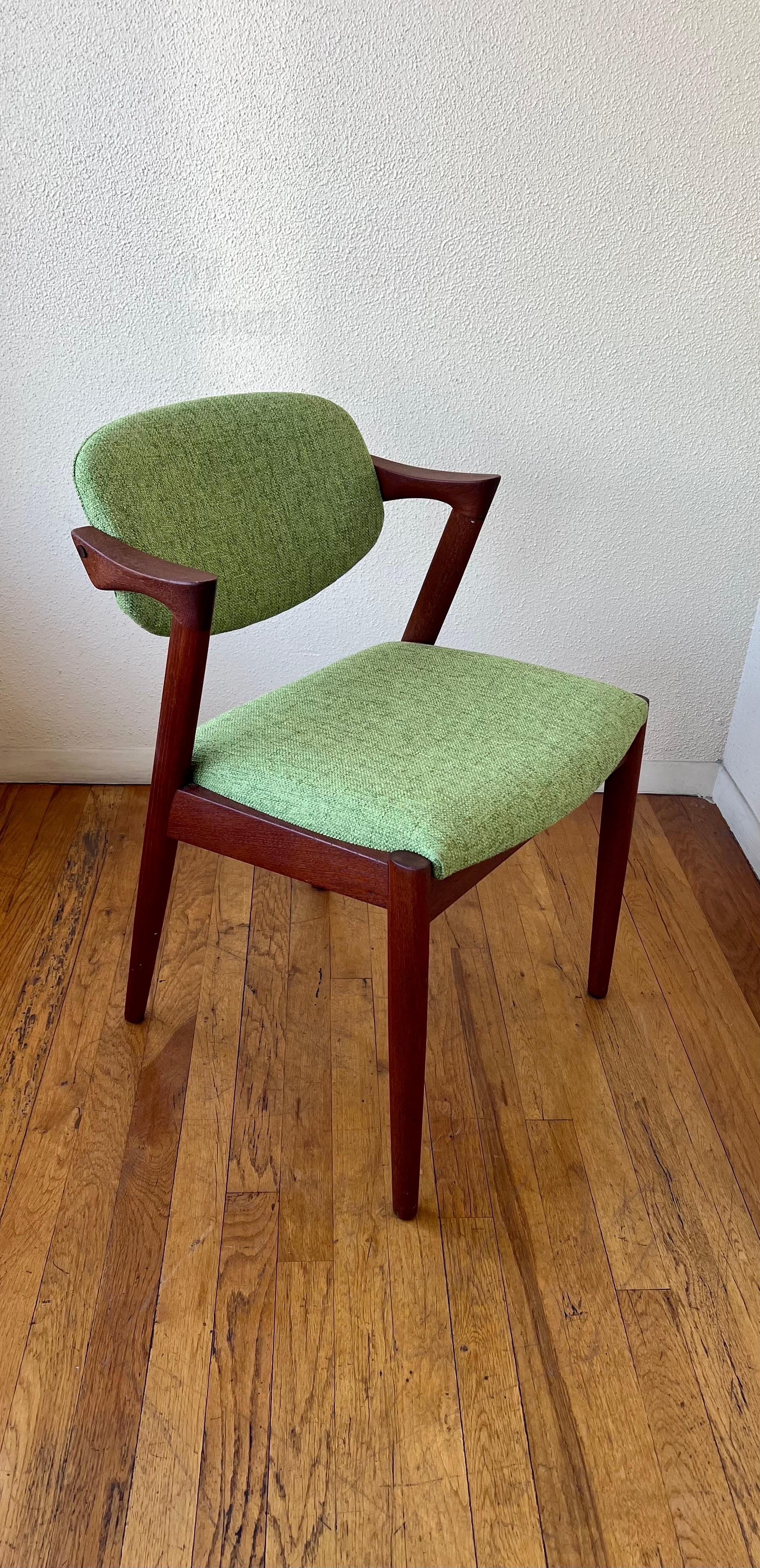 Scandinavian Modern Pair of Danish Modern Solid Teak Restored Kai Kristiansen Model 42 Chairs