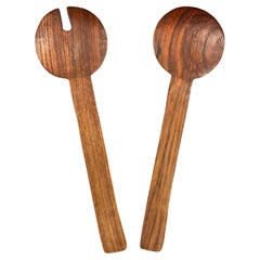 Paar moderne dänische Salatbestecke aus massivem Teakholz