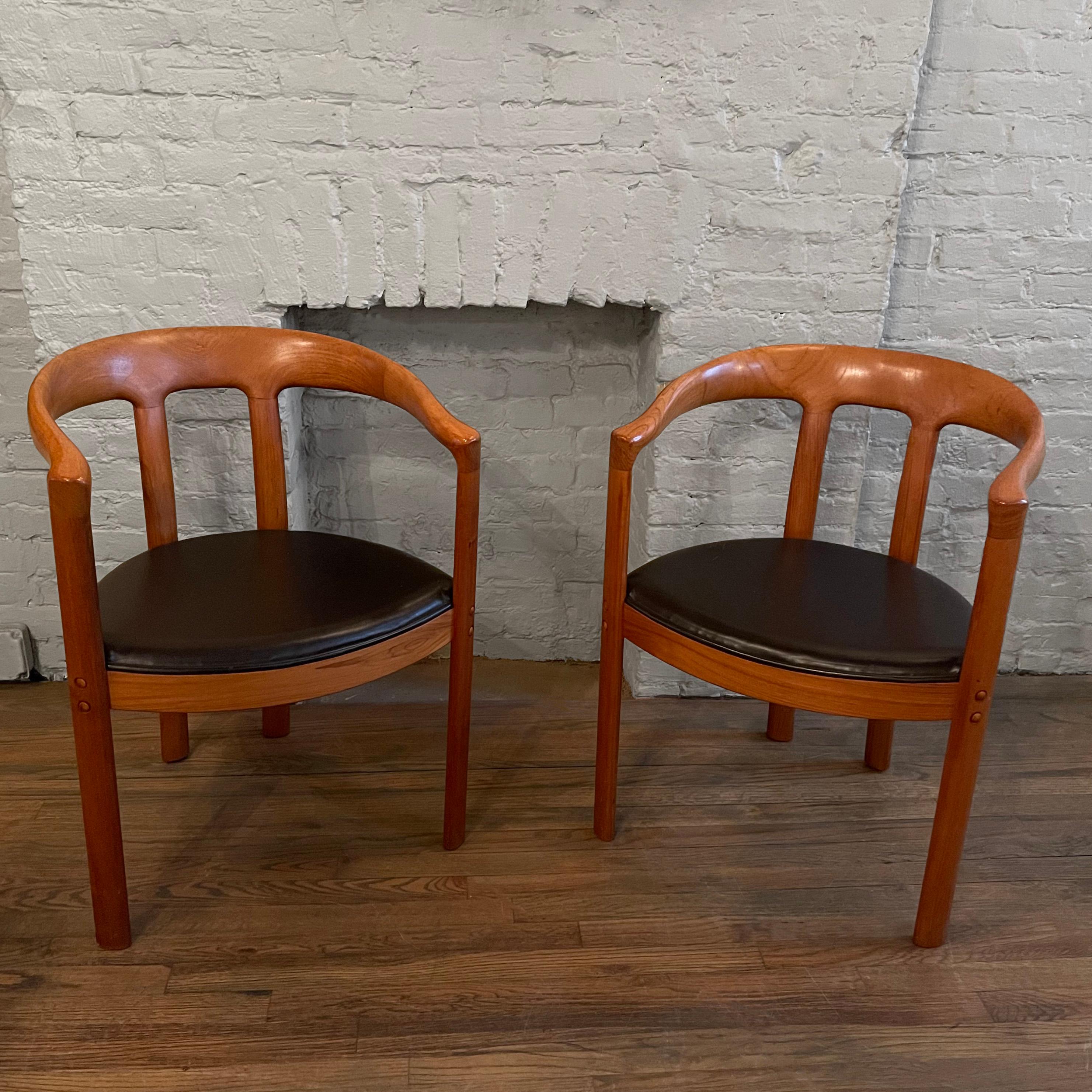Scandinavian Modern Pair of Danish Modern Teak Barrel Chairs