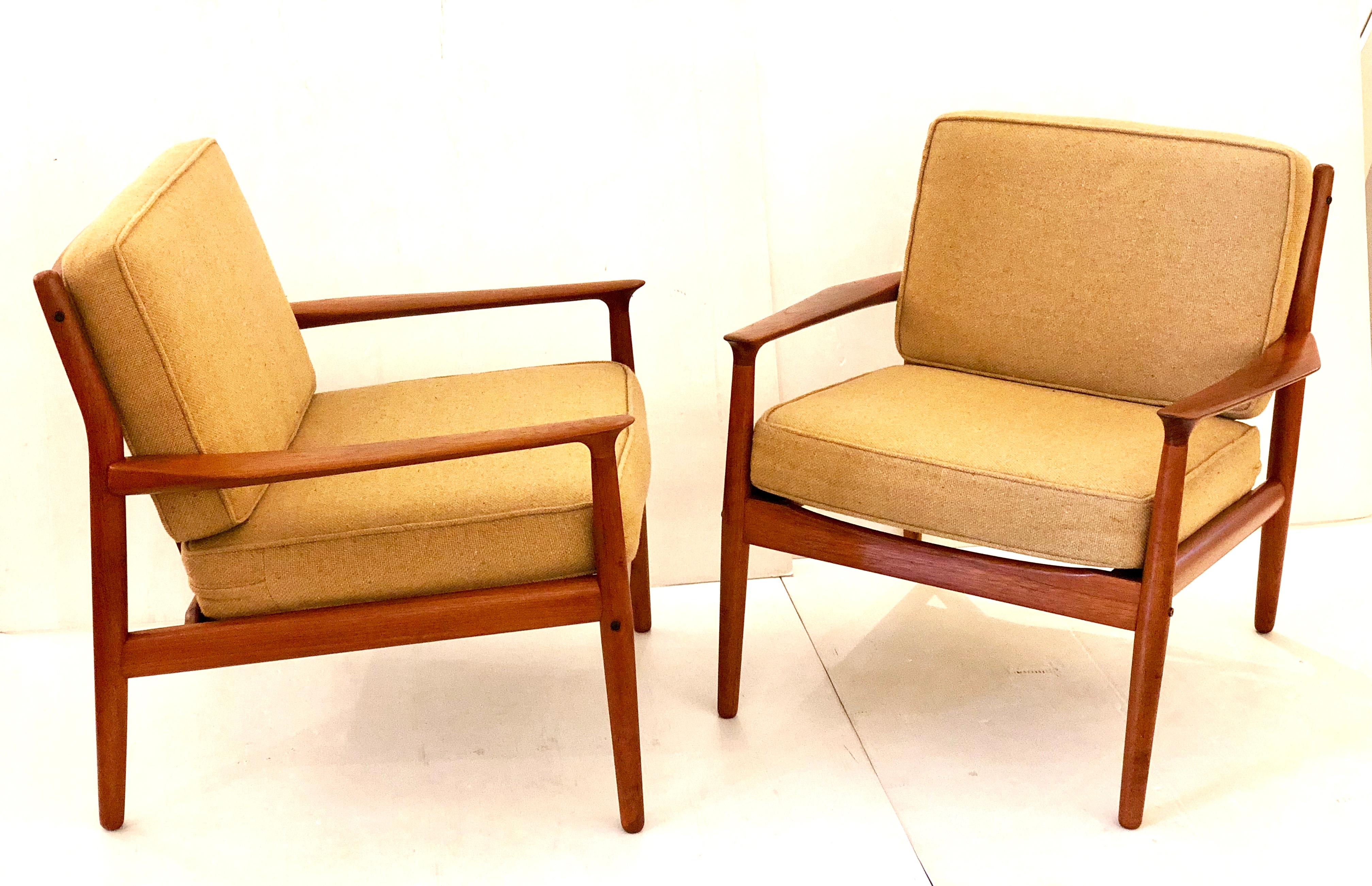 Pair of Danish Modern Teak Club Chairs by Grete Jalk for Glostrup Mobelfabrik 1