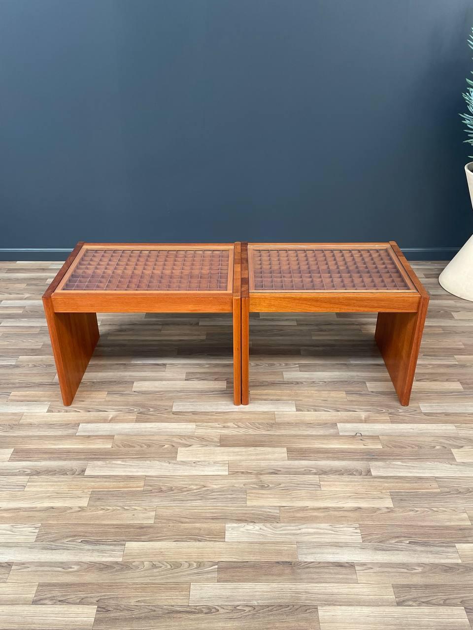 Pair of Danish Modern Teak & Glass Side Tables by Komfort In Good Condition In Los Angeles, CA