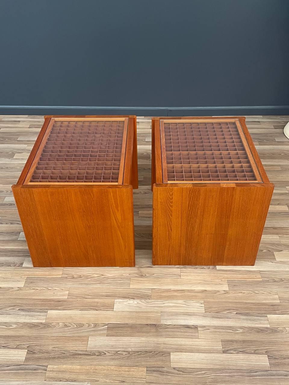 Late 20th Century Pair of Danish Modern Teak & Glass Side Tables by Komfort