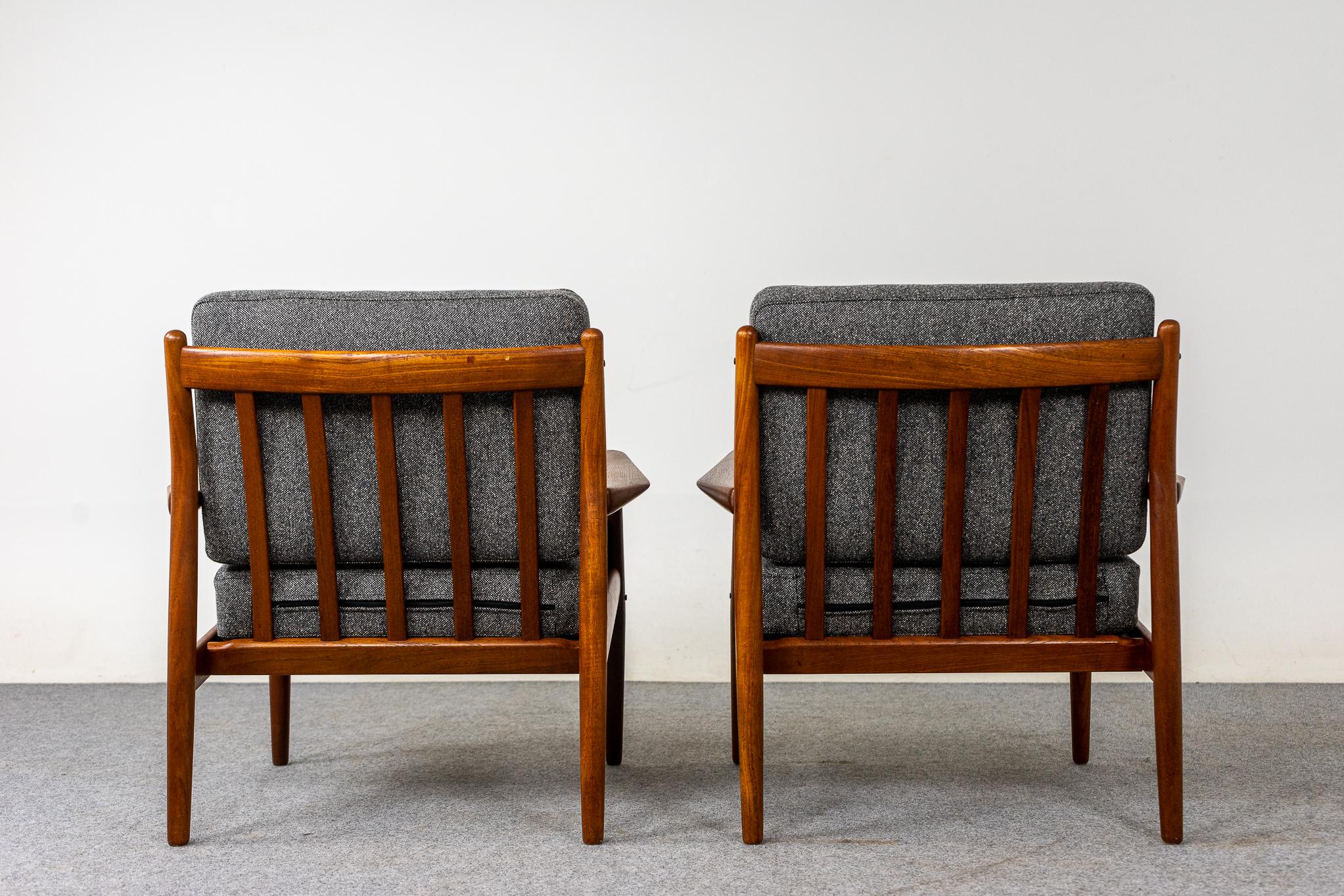 Pair of Danish Modern Teak Lounge Chairs, by Svend Erikson 6