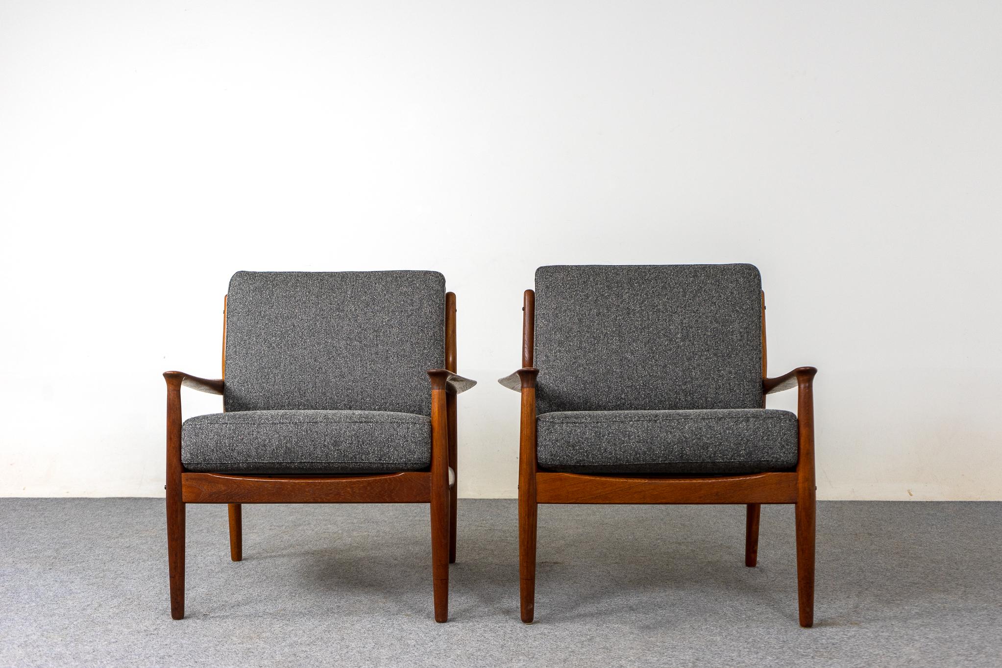 Scandinavian Modern Pair of Danish Modern Teak Lounge Chairs, by Svend Erikson