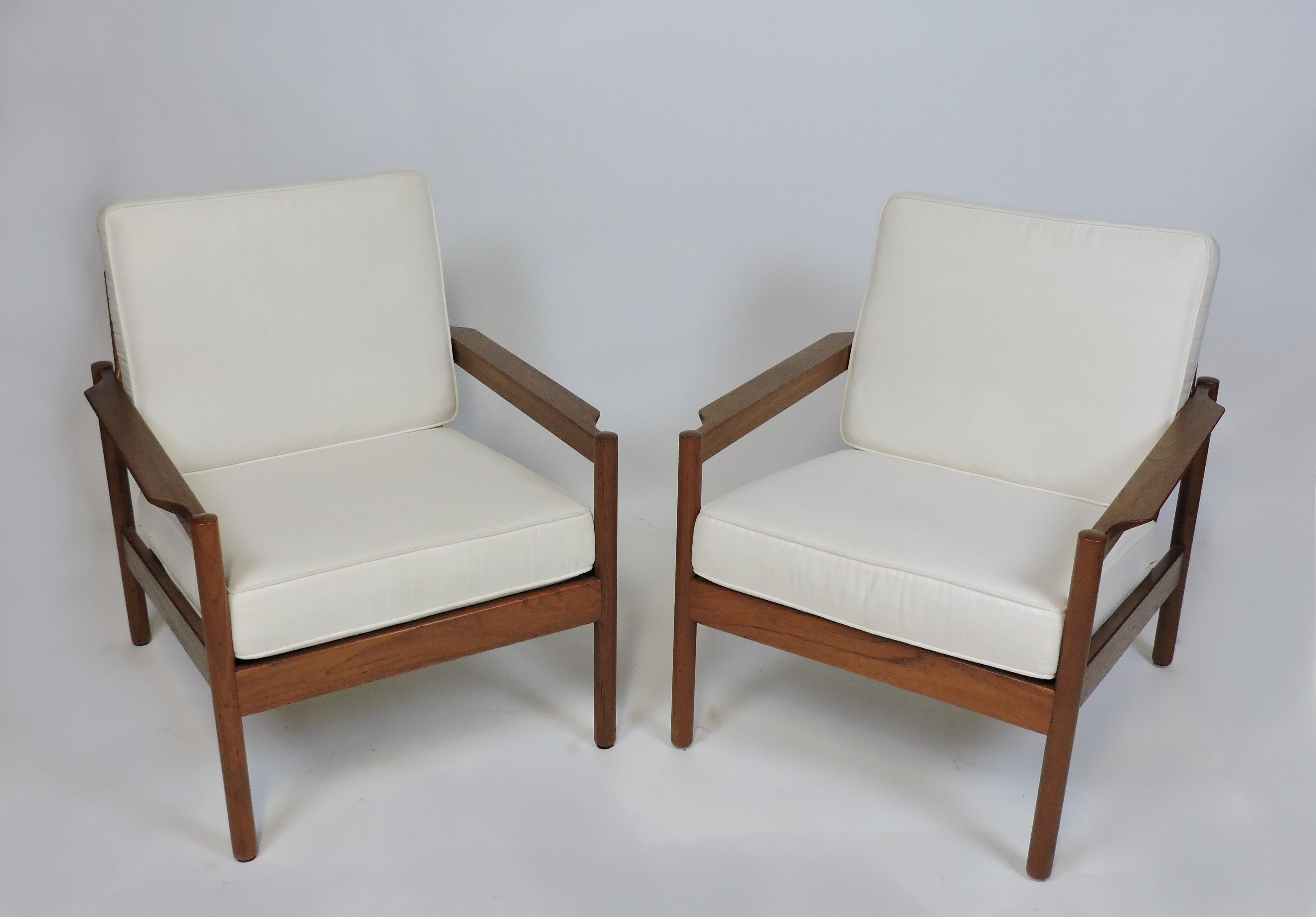 Pair of Kai Kristiansen Danish Modern Teak Magnus Olesen Lounge Armchairs For Sale 8