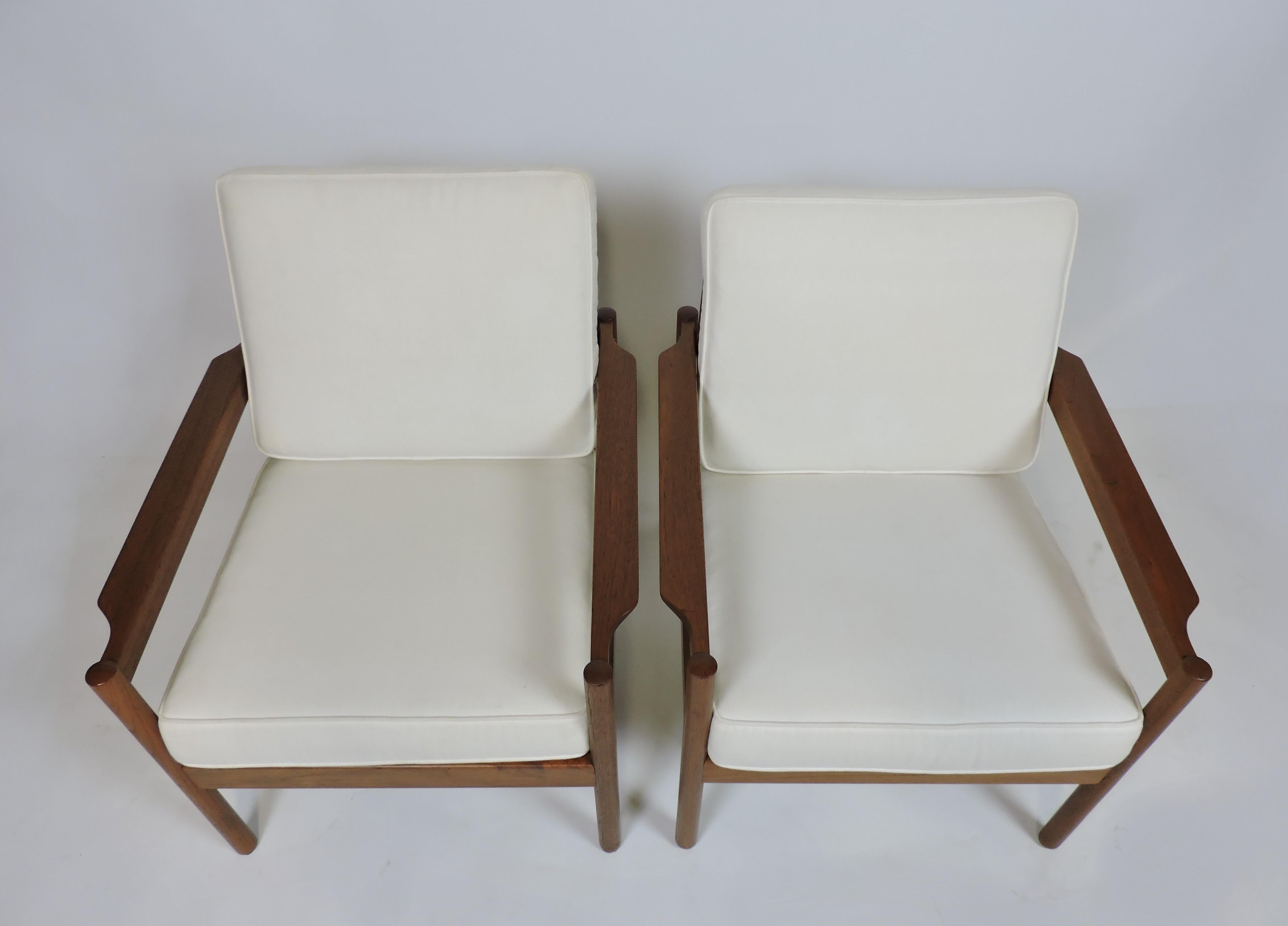 Fabric Pair of Kai Kristiansen Danish Modern Teak Magnus Olesen Lounge Armchairs For Sale