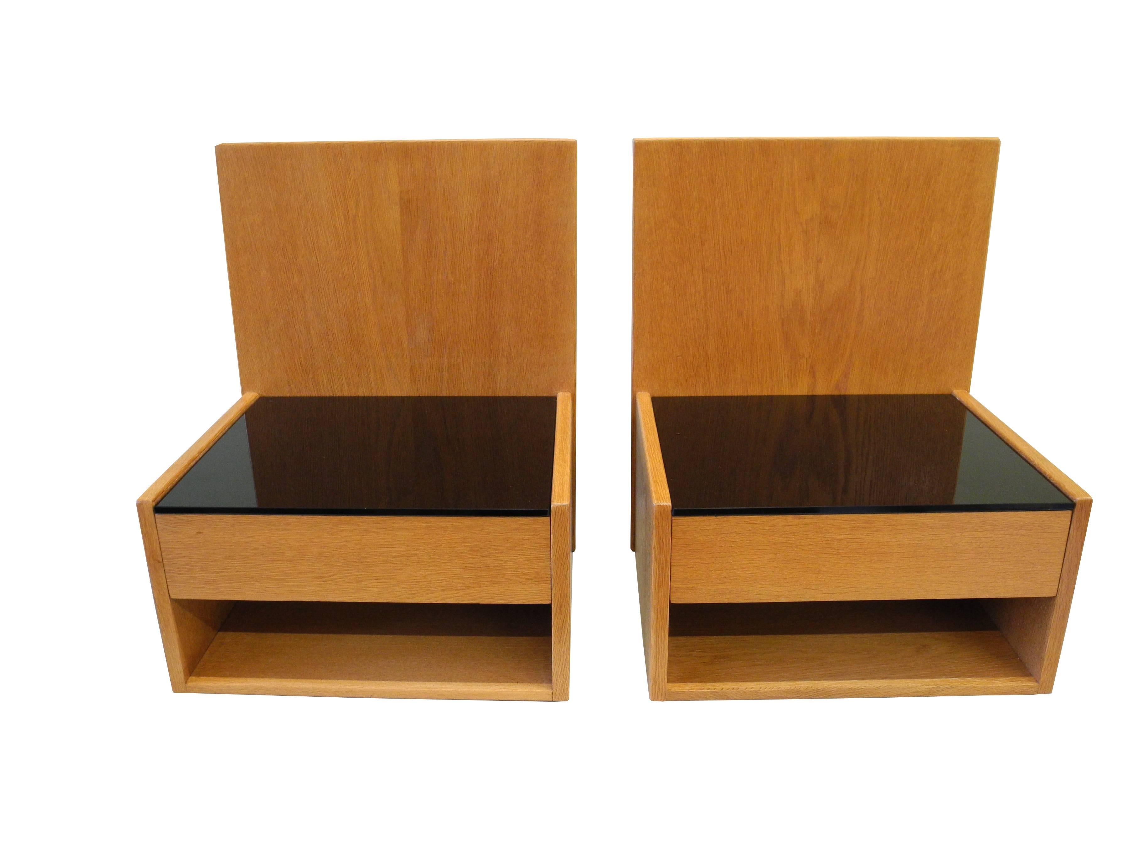 Pair of Danish Modern Teak Nightstands Designed by Hans Wegner In Good Condition For Sale In Hudson, NY