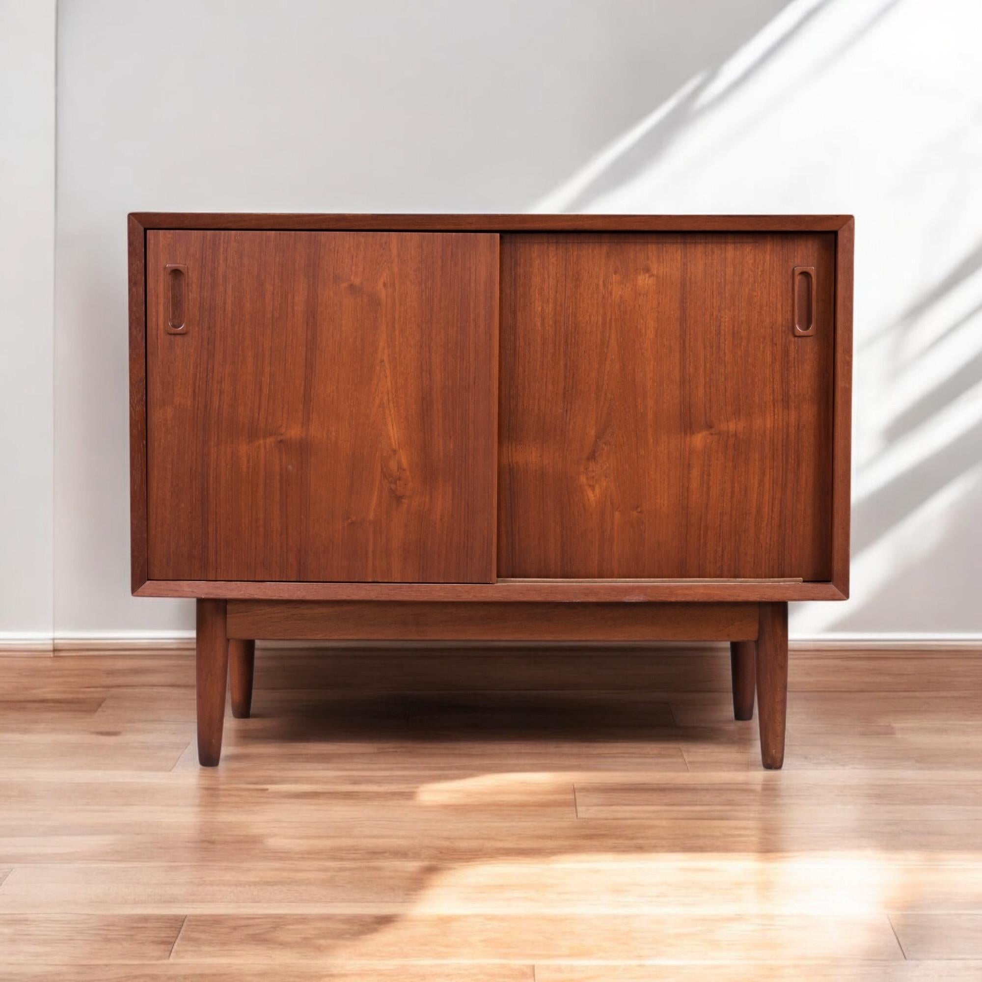 Pair of Danish Modern Teak Sliding Door Cabinets by Lyby Mobler In Good Condition For Sale In Chattanooga, TN