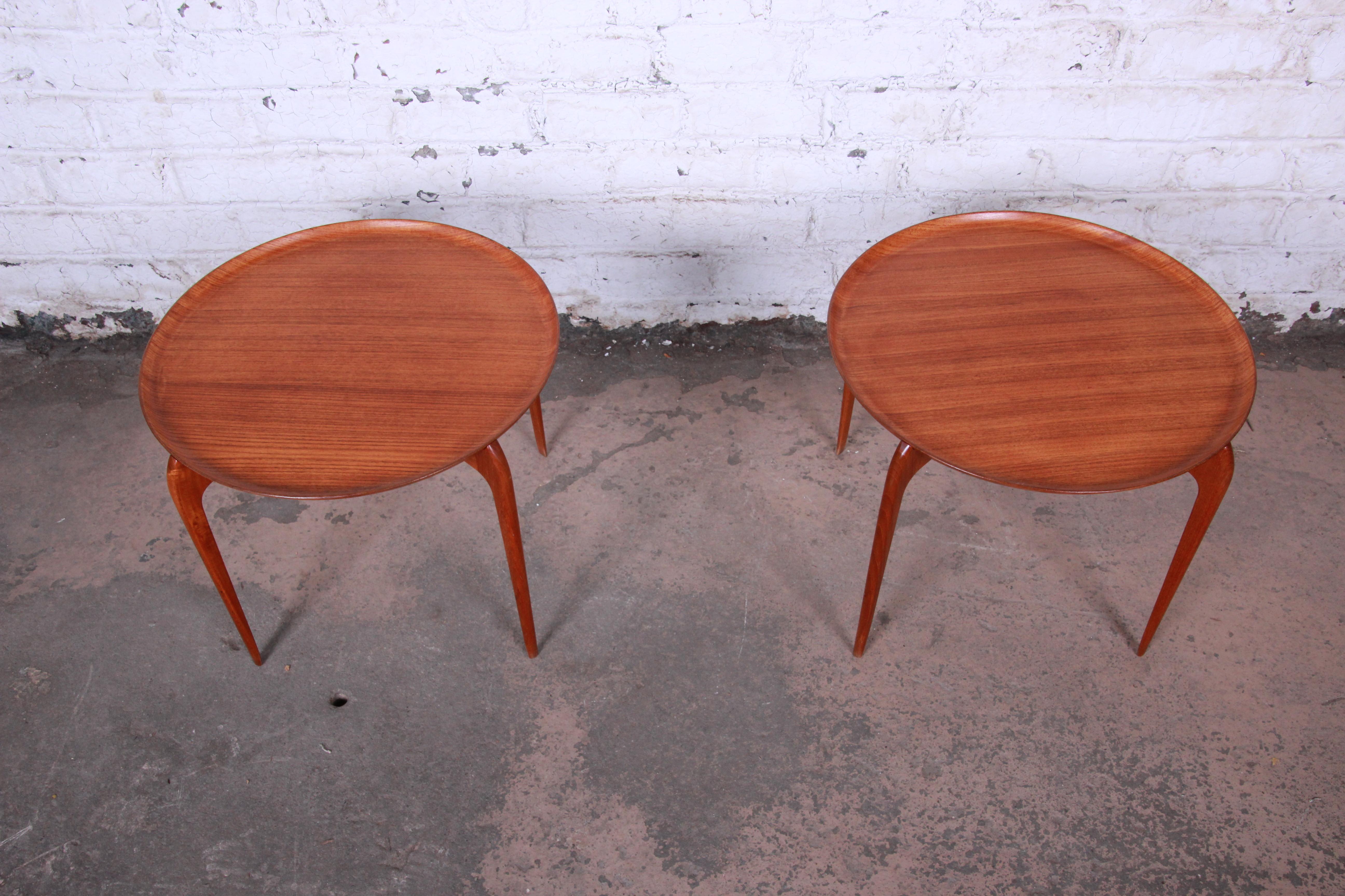 Pair of Danish Modern Teak Tray Tables by Moreddi In Good Condition In South Bend, IN