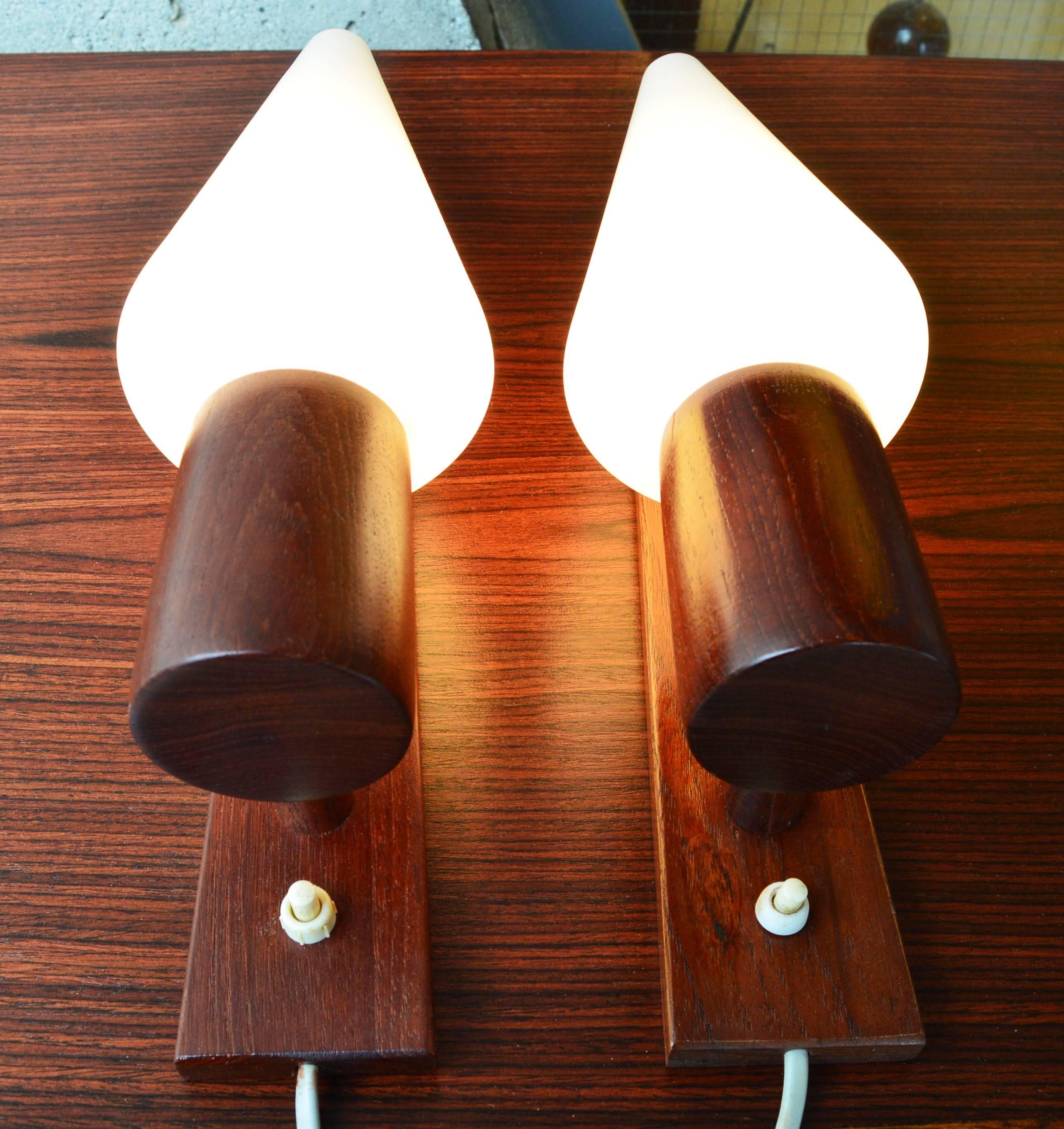 Mid-20th Century Pair of Danish Modern Teak Wall Sconces with Conical Frosted White Glass Shades