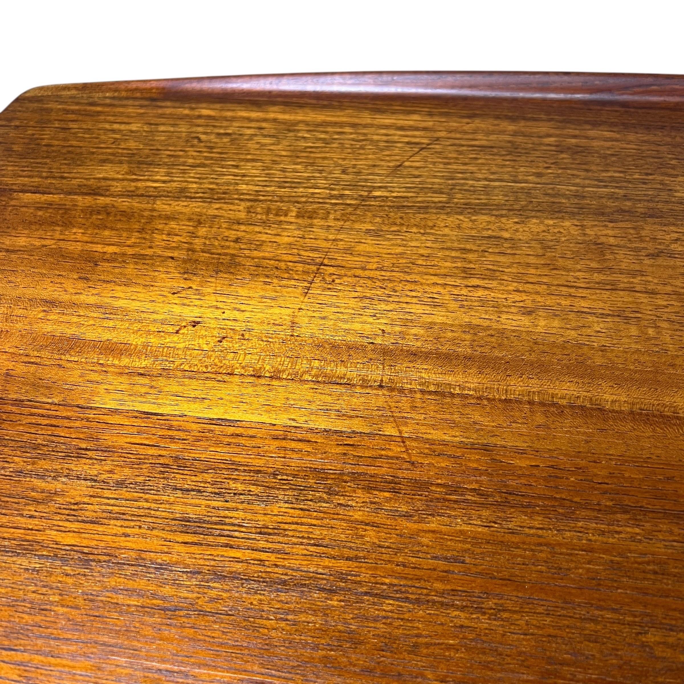 Paire de tables d'appoint modernes danoises Tove Edvard Kindt-Larsen en teck en vente 4