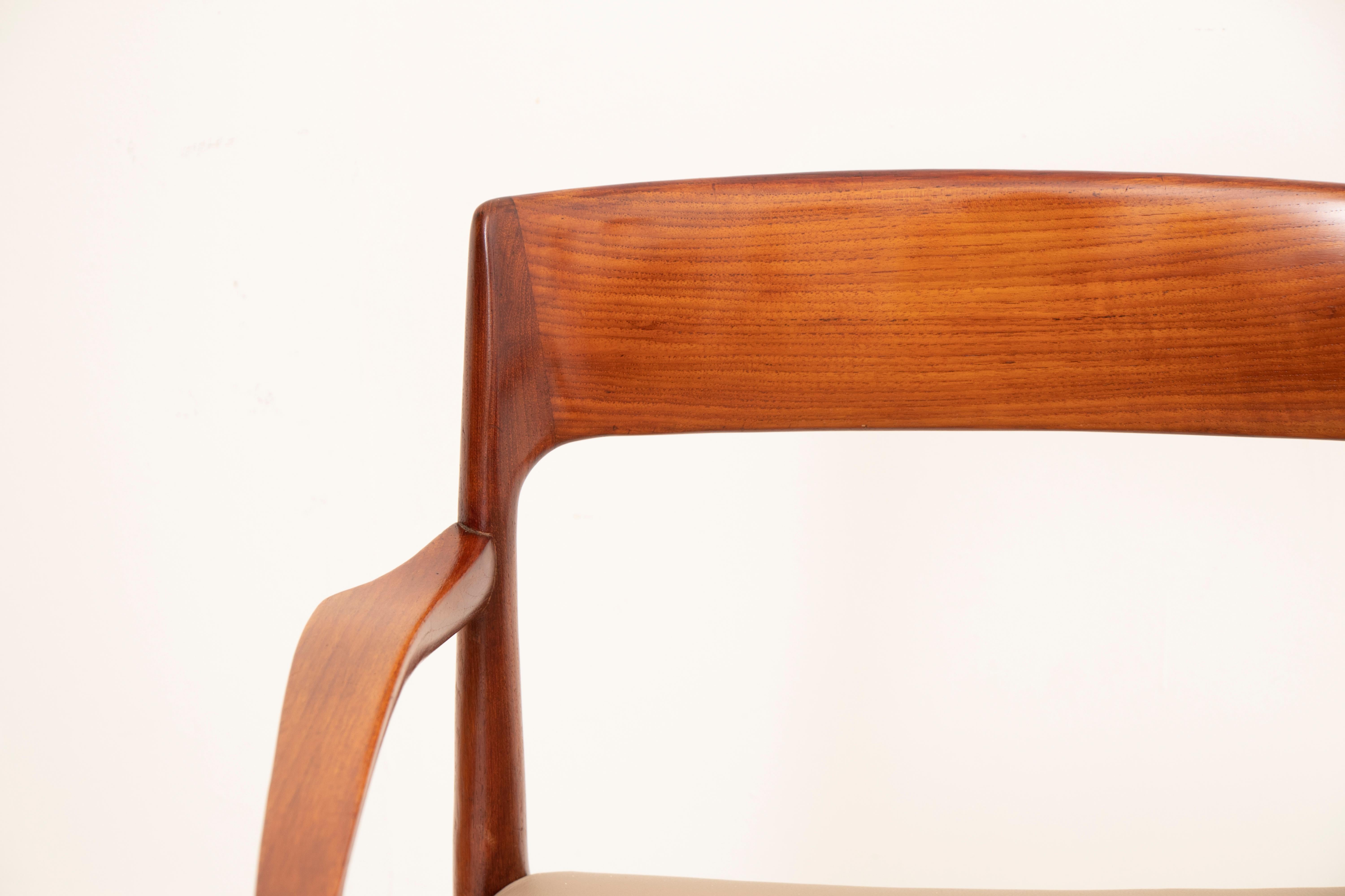 Pair of Danish Niels O Møller Model 57 Teak Carver Armchair Dining Chairs 1