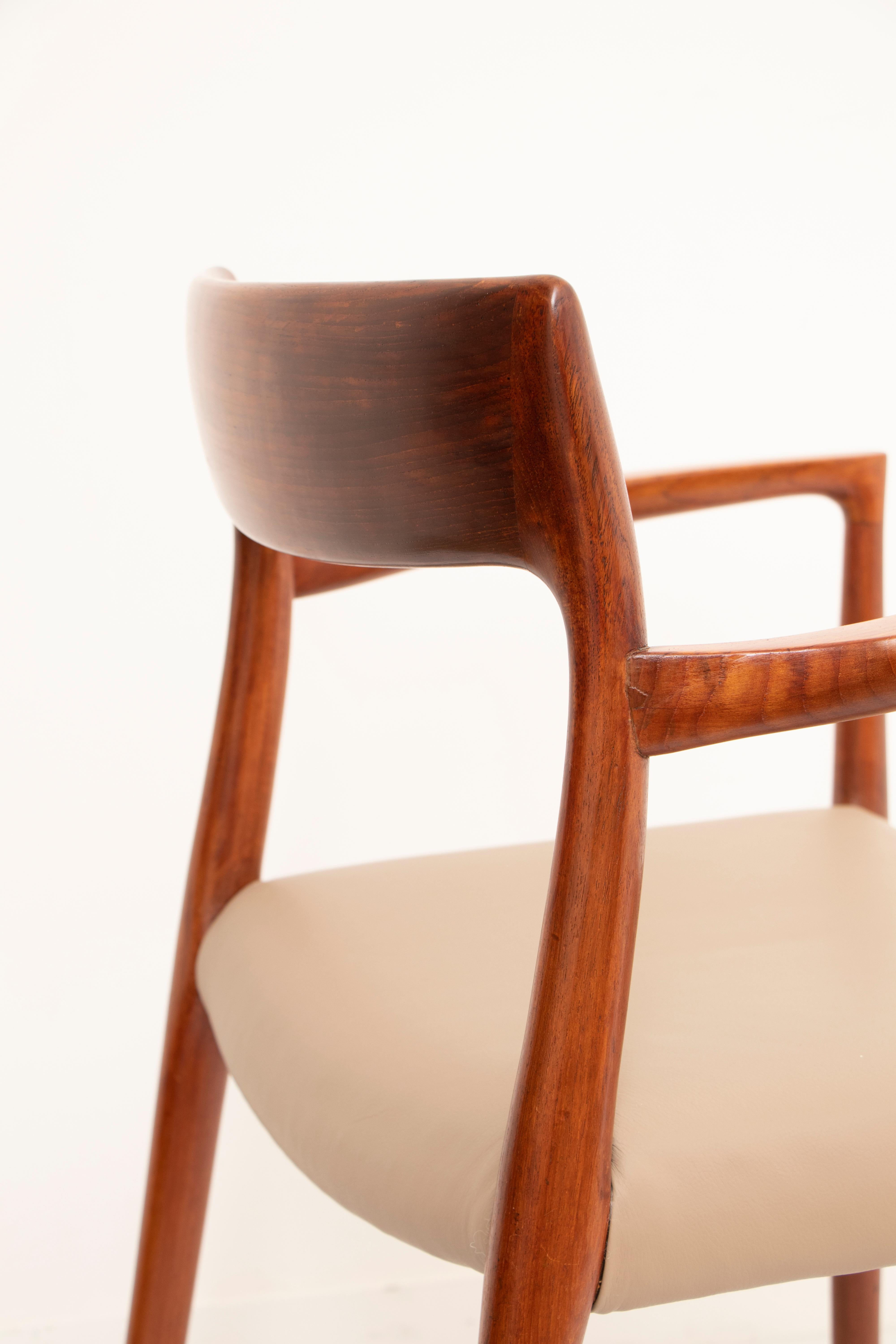Pair of Danish Niels O Møller Model 57 Teak Carver Armchair Dining Chairs 3