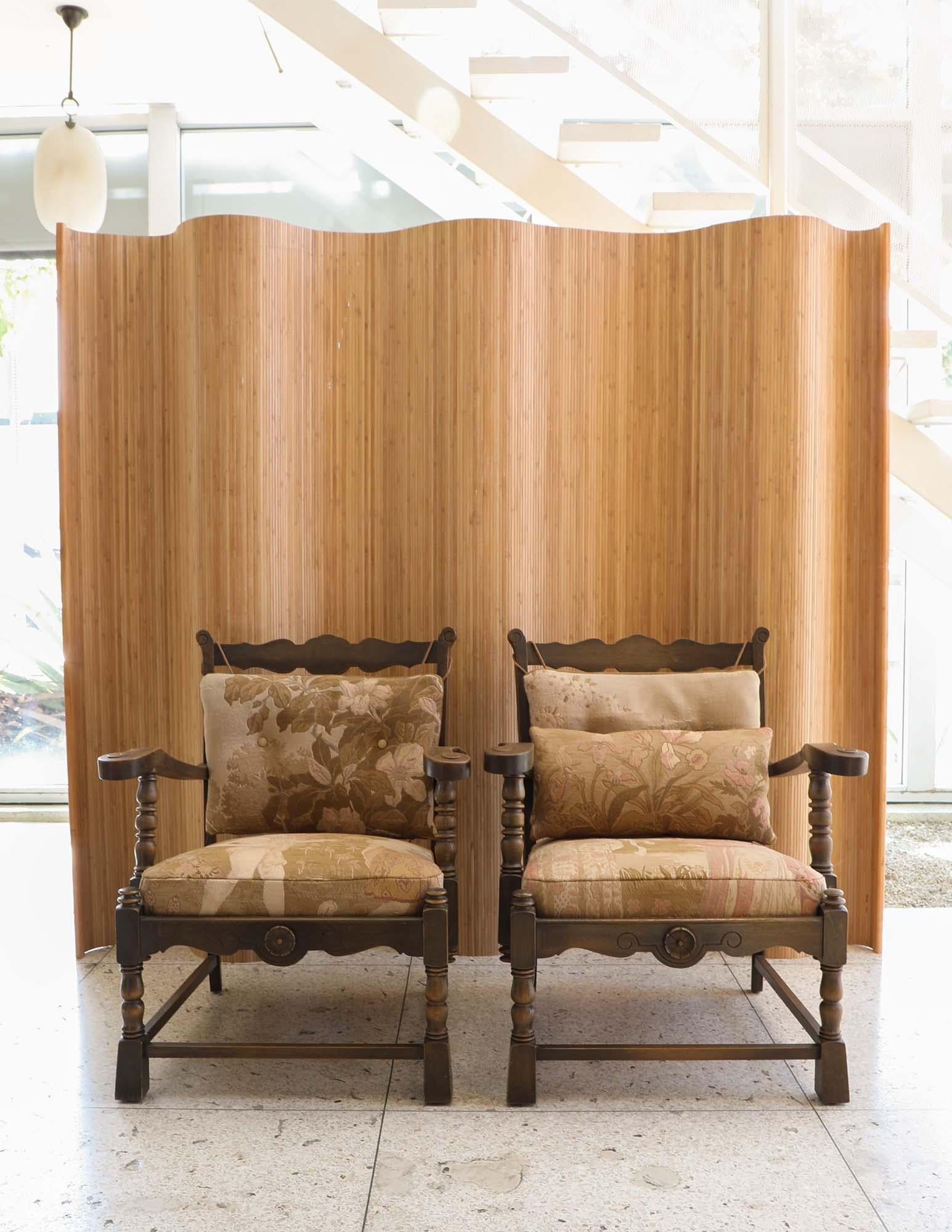 Pair of Danish Oak Arm Chairs In Good Condition For Sale In Los Angeles, CA