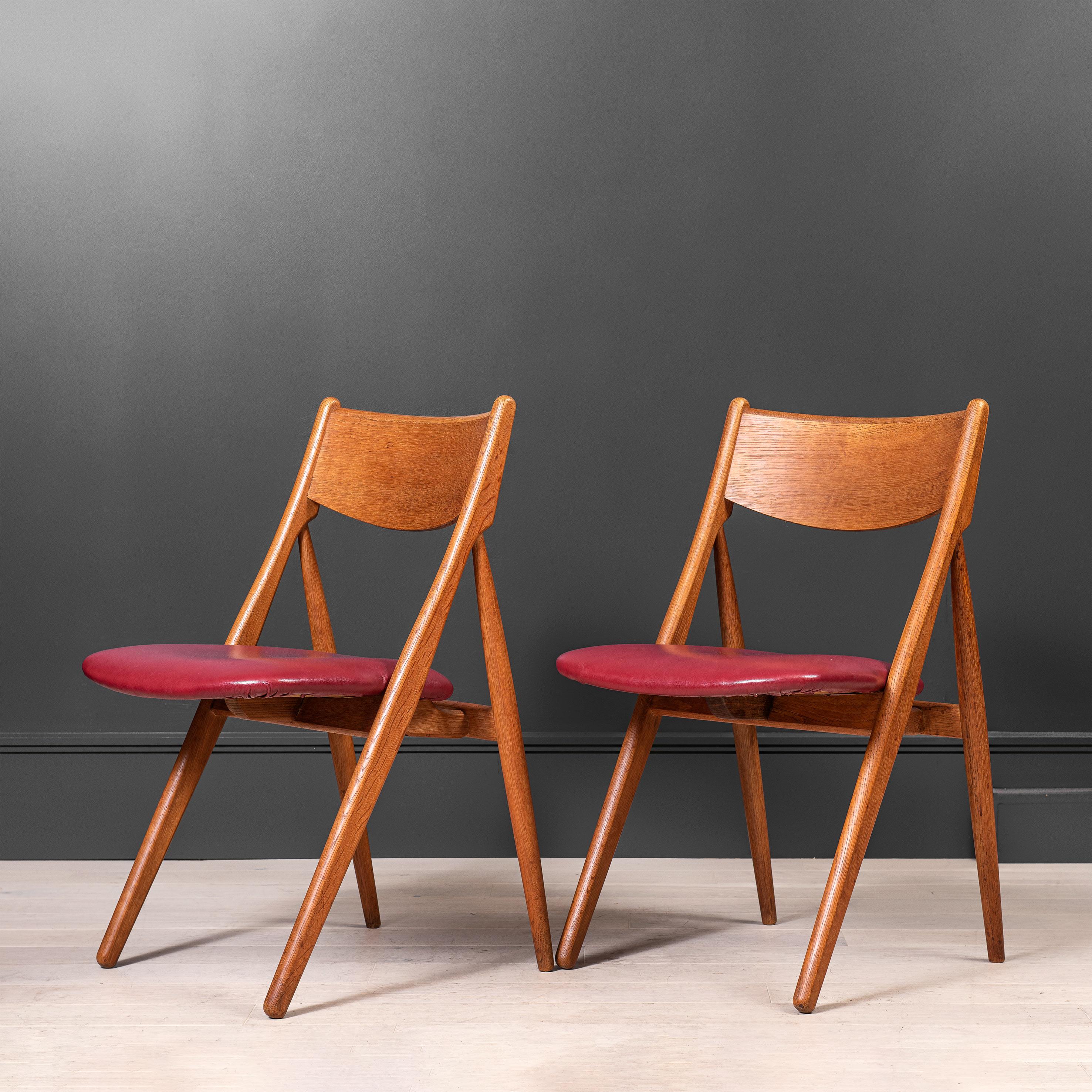 20th Century Pair of Danish Oak Chairs