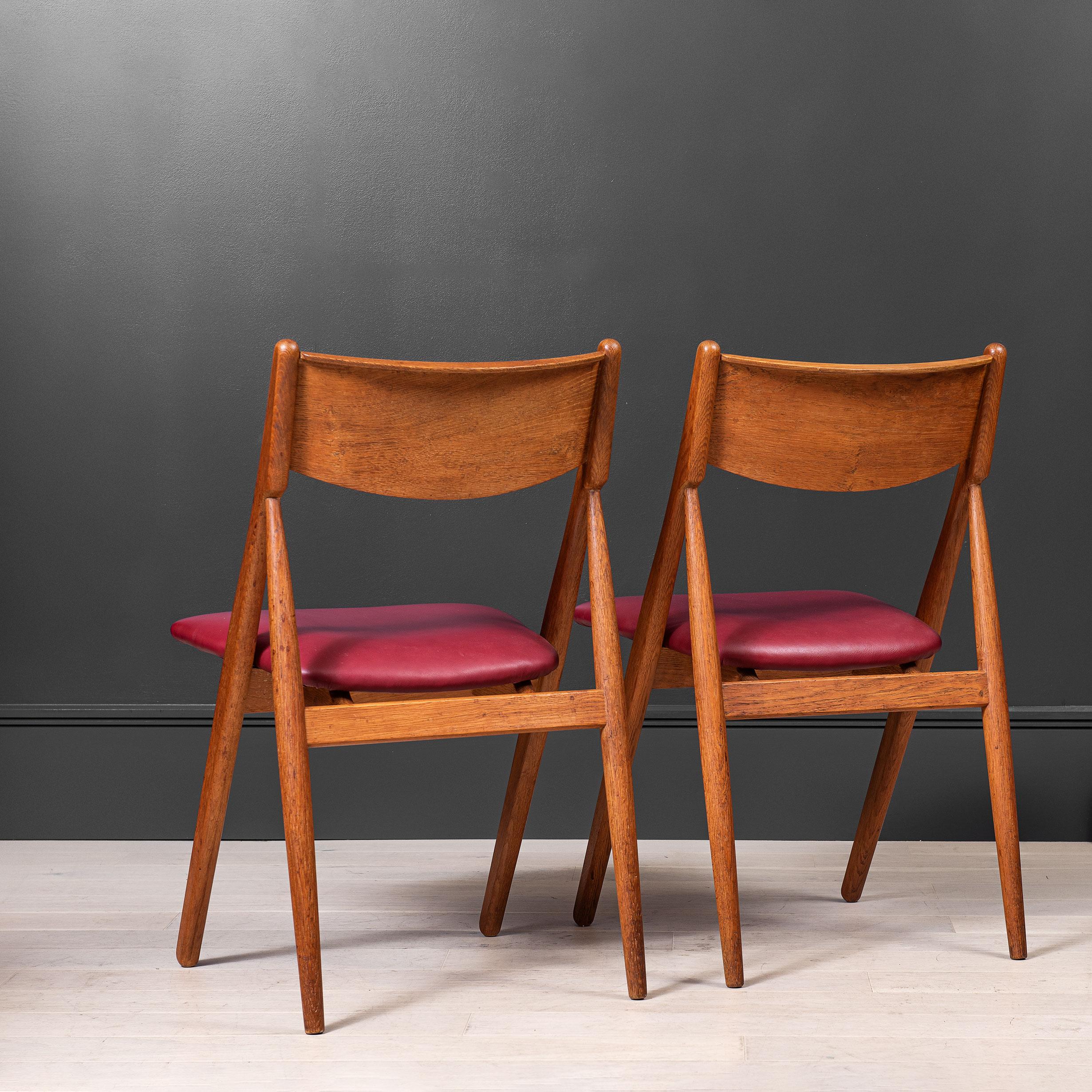 Pair of Danish Oak Chairs 1