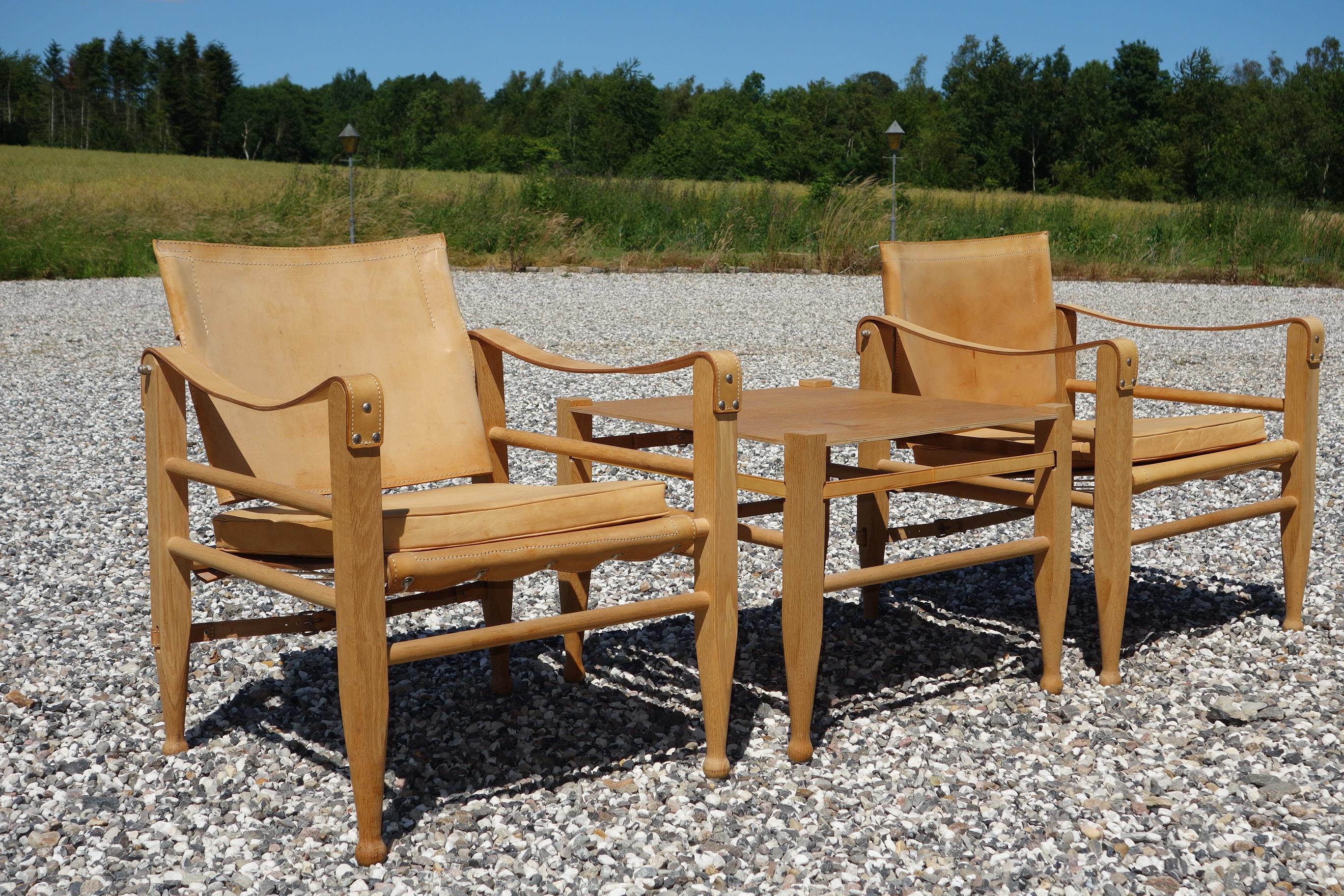 Scandinavian Modern Pair of Danish Oxhide Safari Chairs Kaare Klint Style from 1970 For Sale