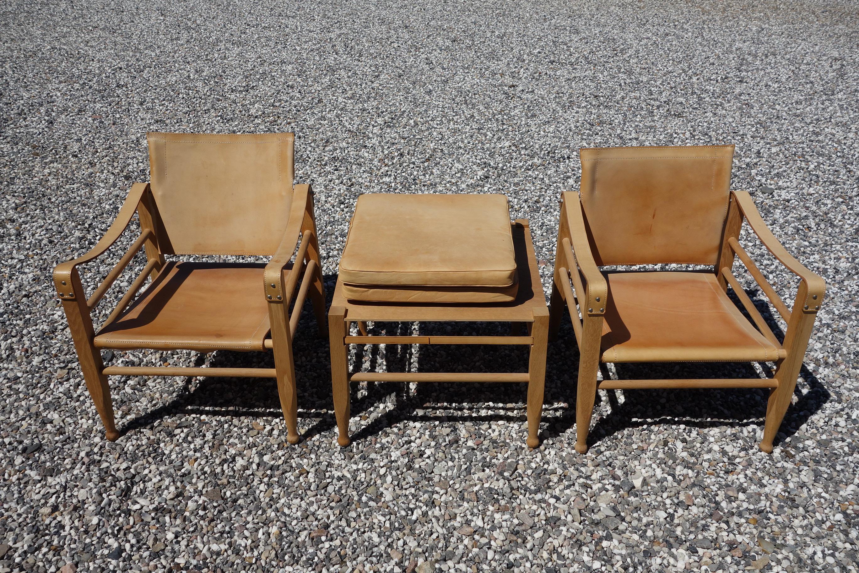 Pair of Danish Oxhide Safari Chairs Kaare Klint Style from 1970 For Sale 3