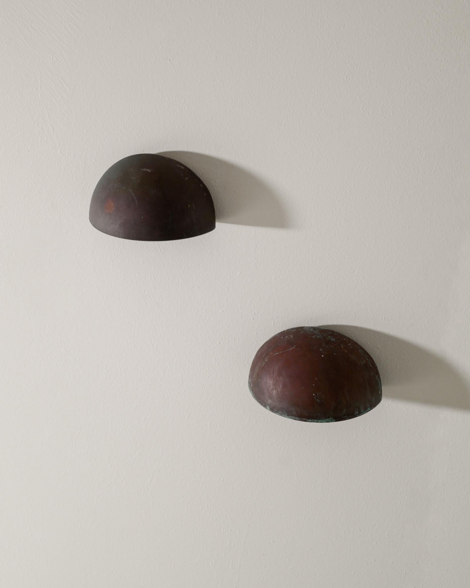 Scandinavo moderno Coppia di lampade da parete in rame patinato danese di Thorup & Bonderup in vendita