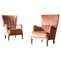 Pair of Danish Peter Hvidt Attributed Lounge Chairs Pink Mohair