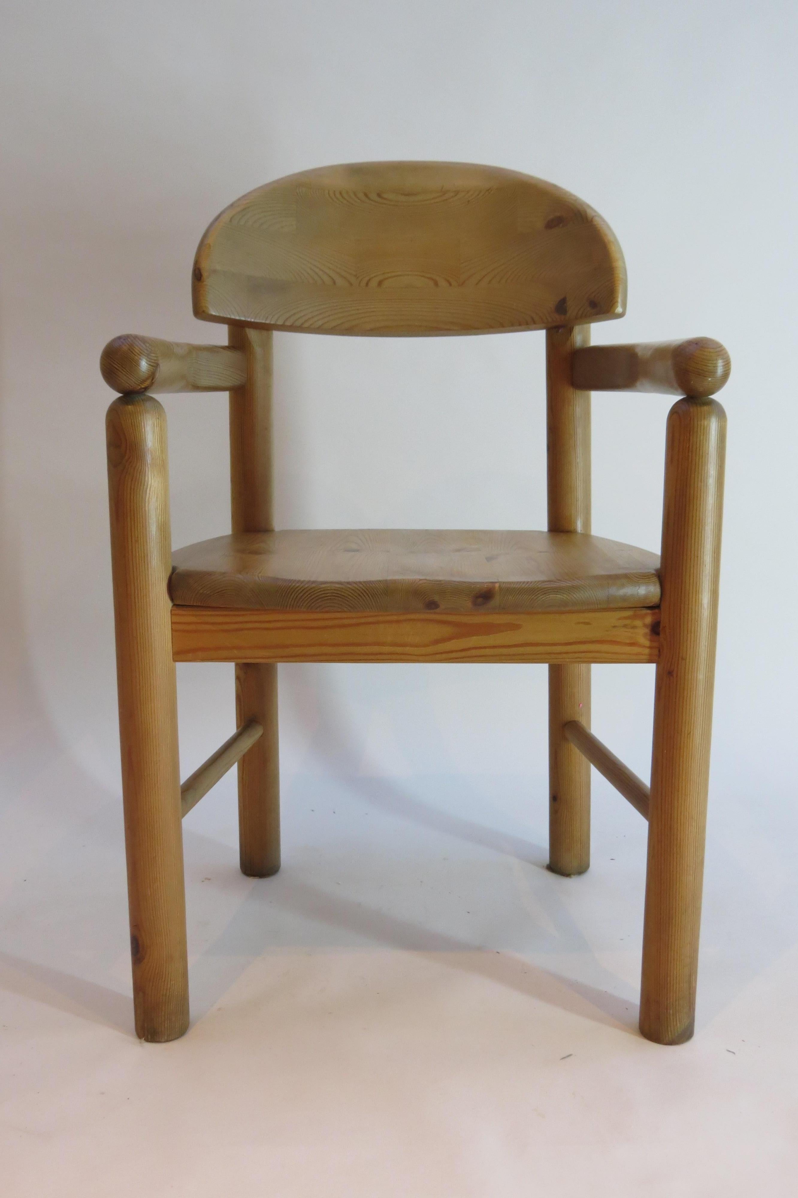 Pair of Danish Pine Carver Dining Chairs by Rainer Daumiller for Hirtshals 1970s In Good Condition In Stow on the Wold, GB
