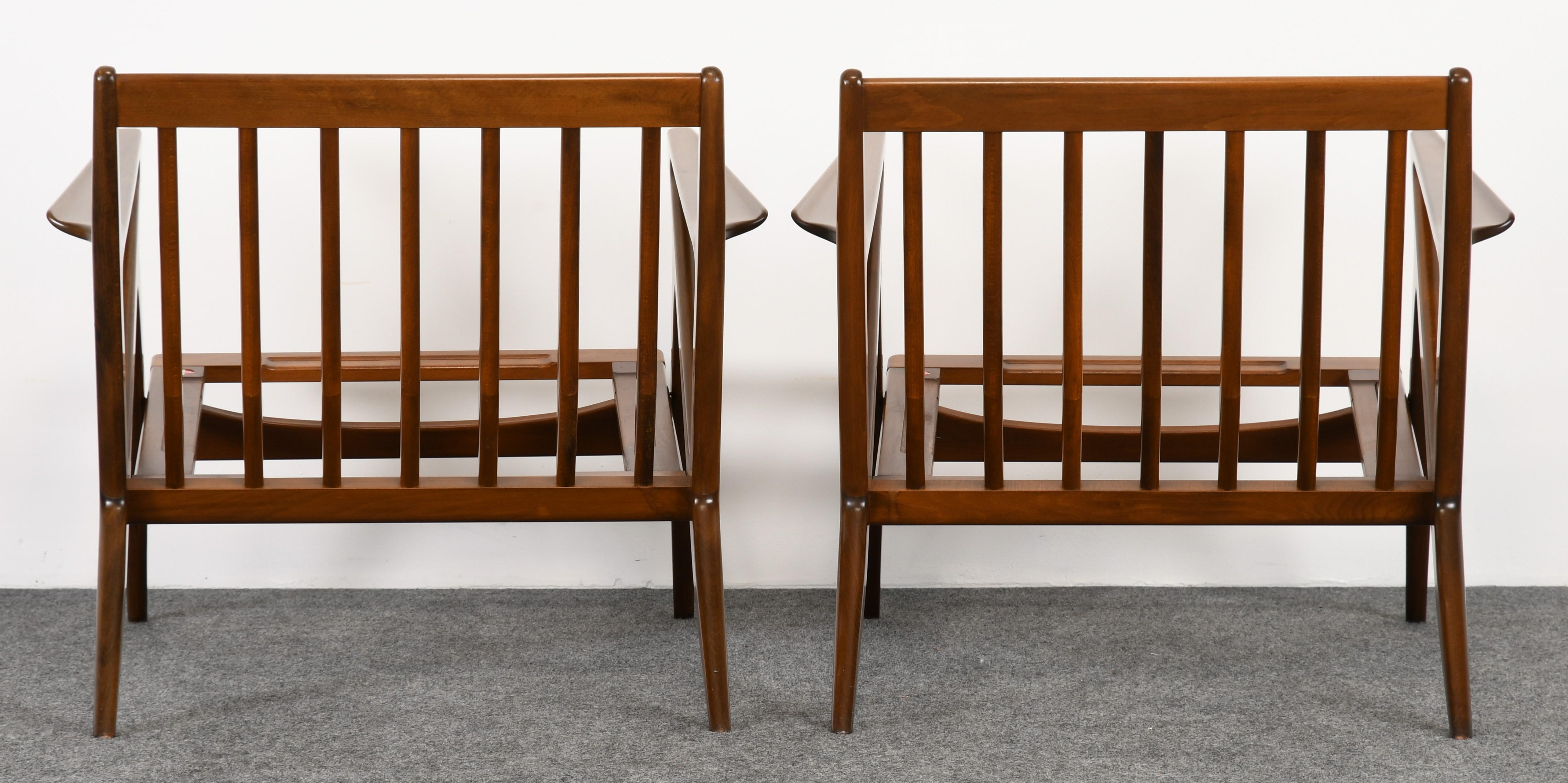 Mid-20th Century Pair of Danish Poul Jensen Z Lounge Chairs for Selig, 1960s