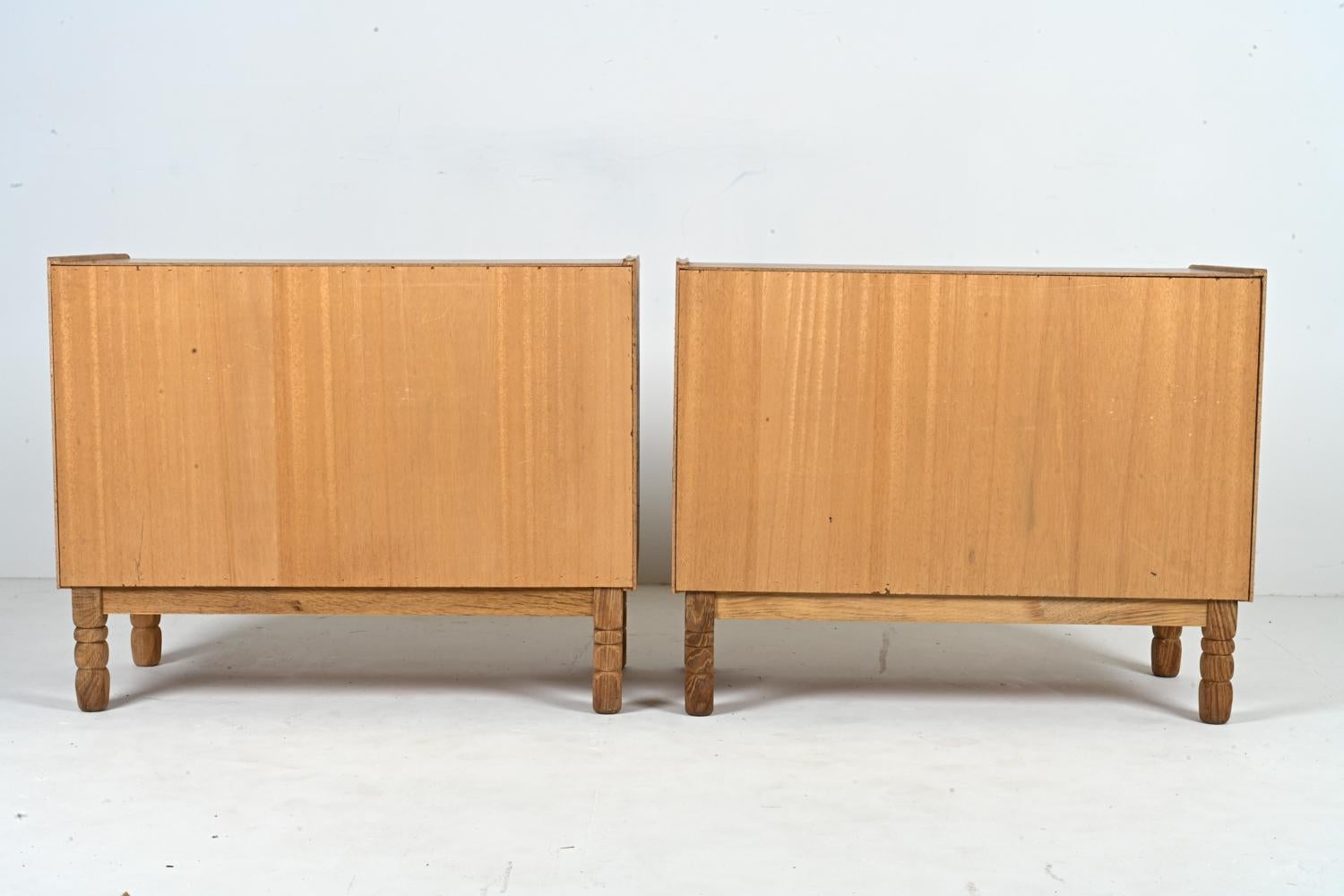 Pair of Danish Quarter-Sawn White Oak Cabinets Attr. to Henning Kjærnulf For Sale 6
