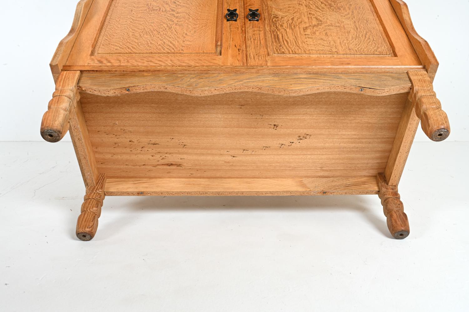 Pair of Danish Quarter-Sawn White Oak Cabinets Attr. to Henning Kjærnulf For Sale 13