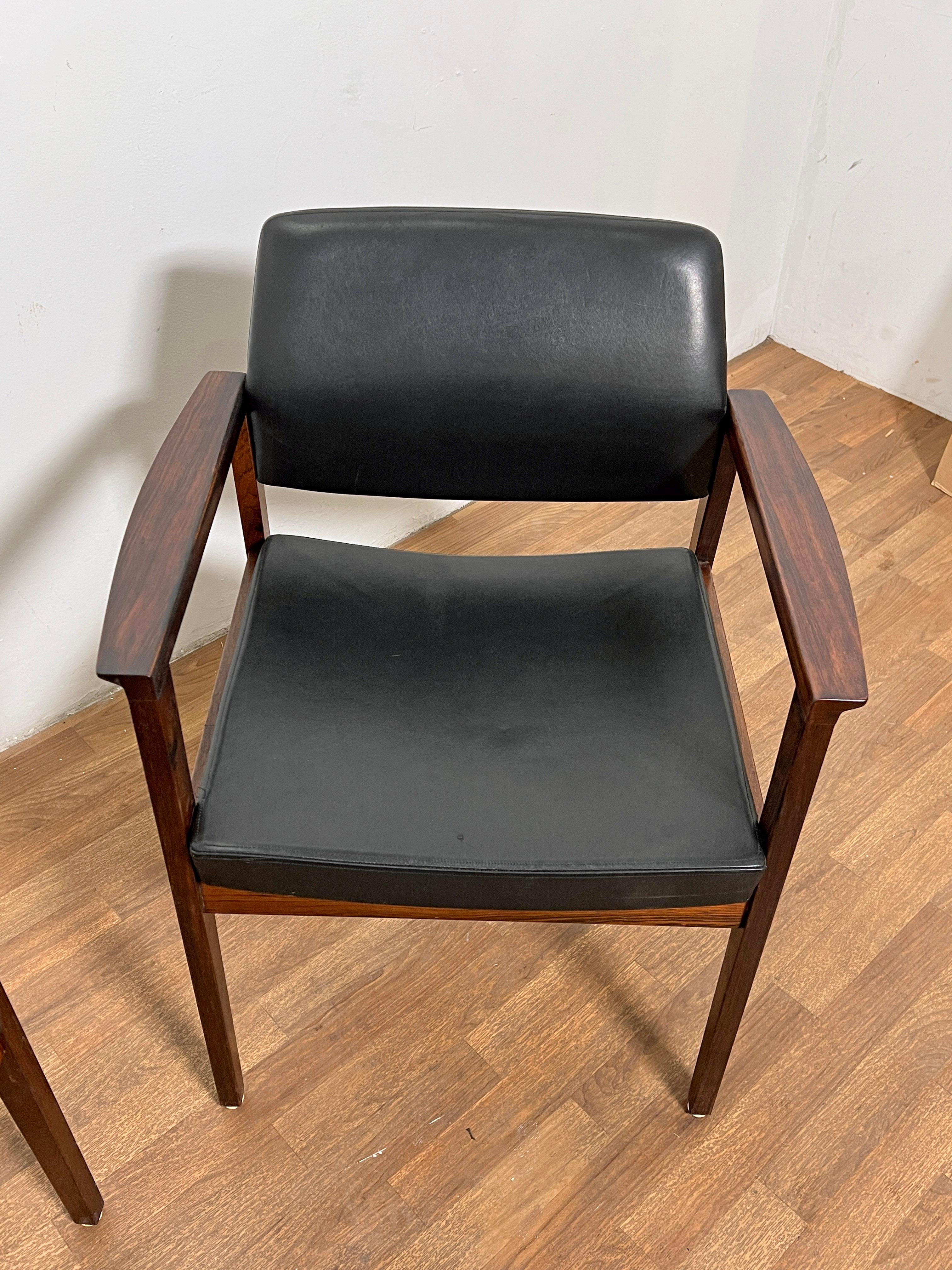 Pair of Danish Rosewood and Leather Arm Chairs Circa 1970s For Sale 6