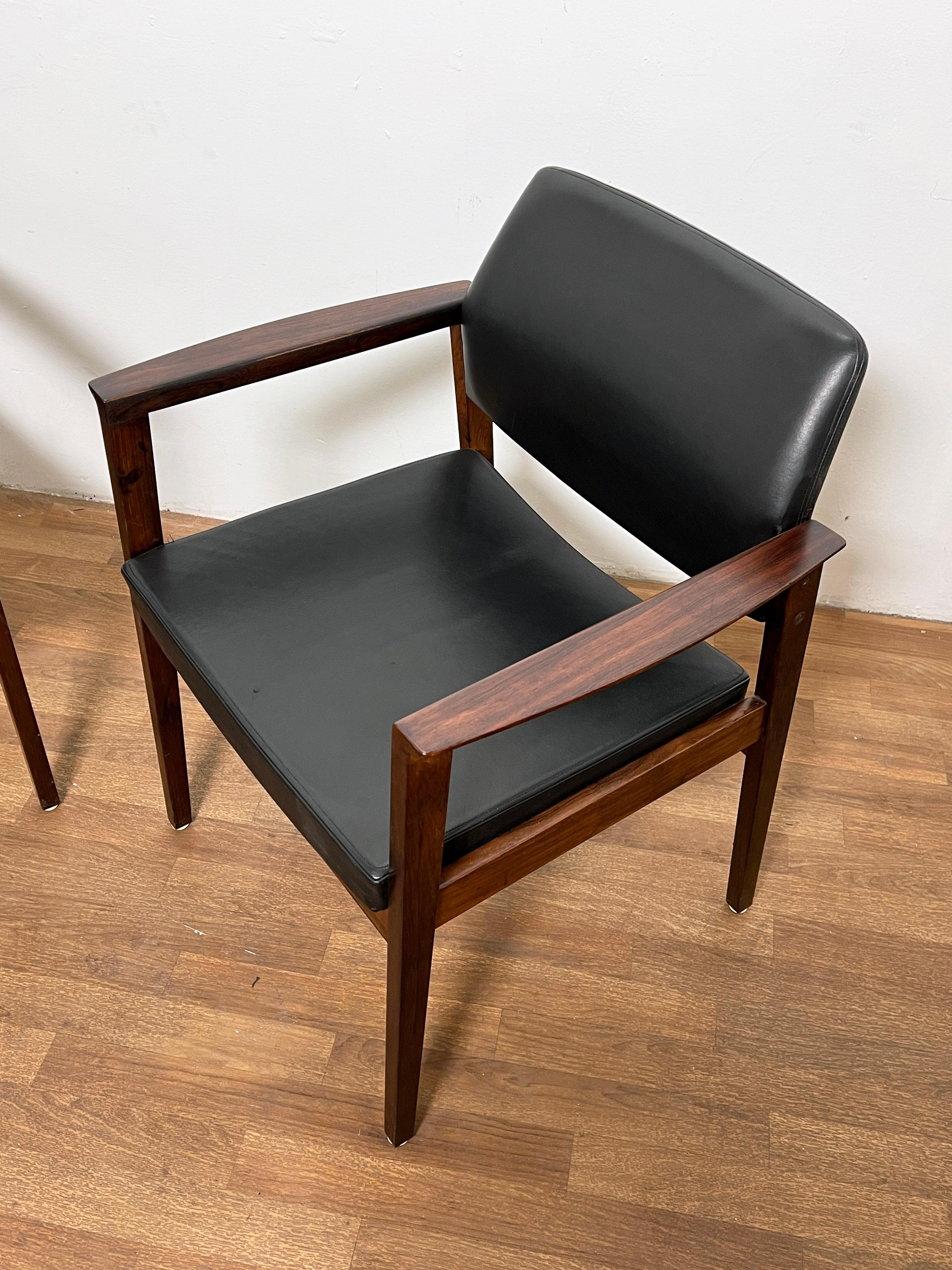 Pair of Danish Rosewood and Leather Arm Chairs Circa 1970s In Good Condition For Sale In Peabody, MA