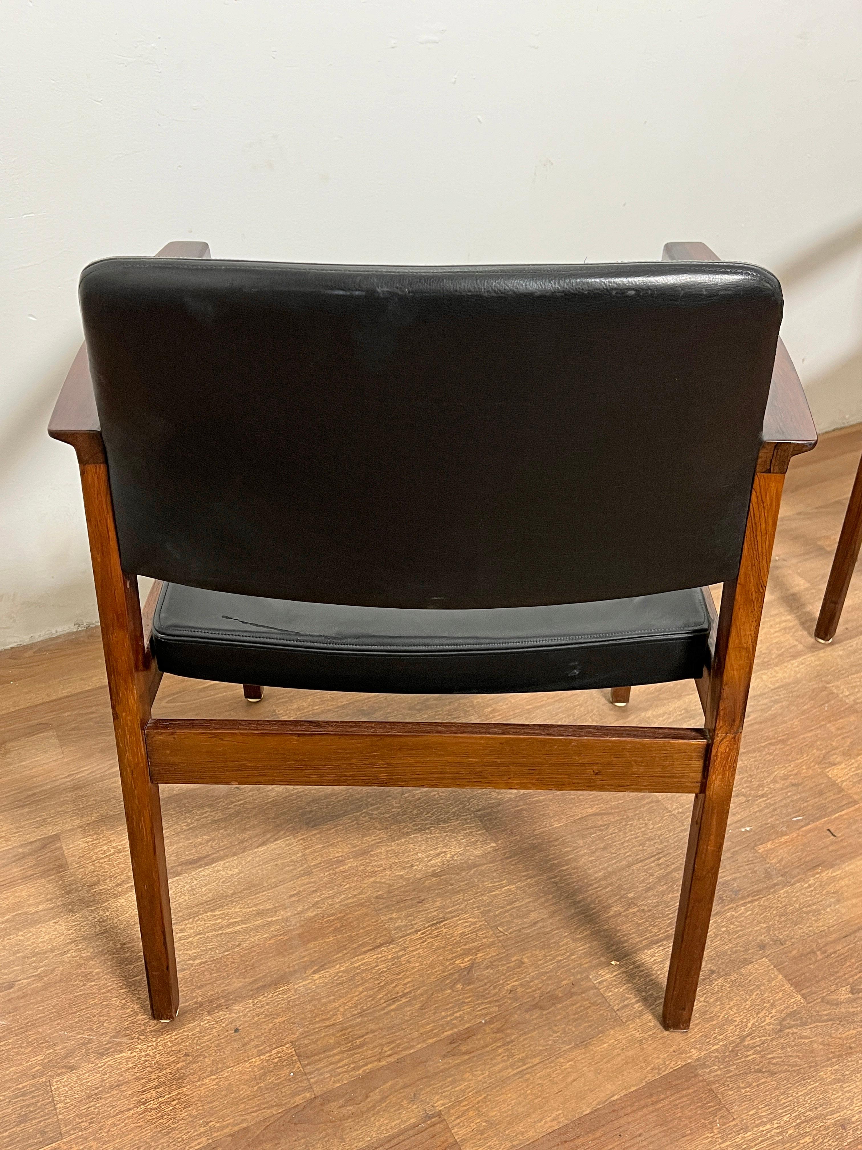 Pair of Danish Rosewood and Leather Arm Chairs Circa 1970s For Sale 3