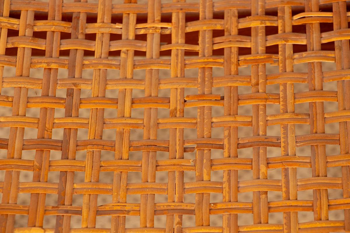 Ein Paar dänische Hocker aus Teakholz und Rohrgeflecht von Peter Hvidt 1960. im Zustand „Hervorragend“ im Angebot in JOINVILLE-LE-PONT, FR