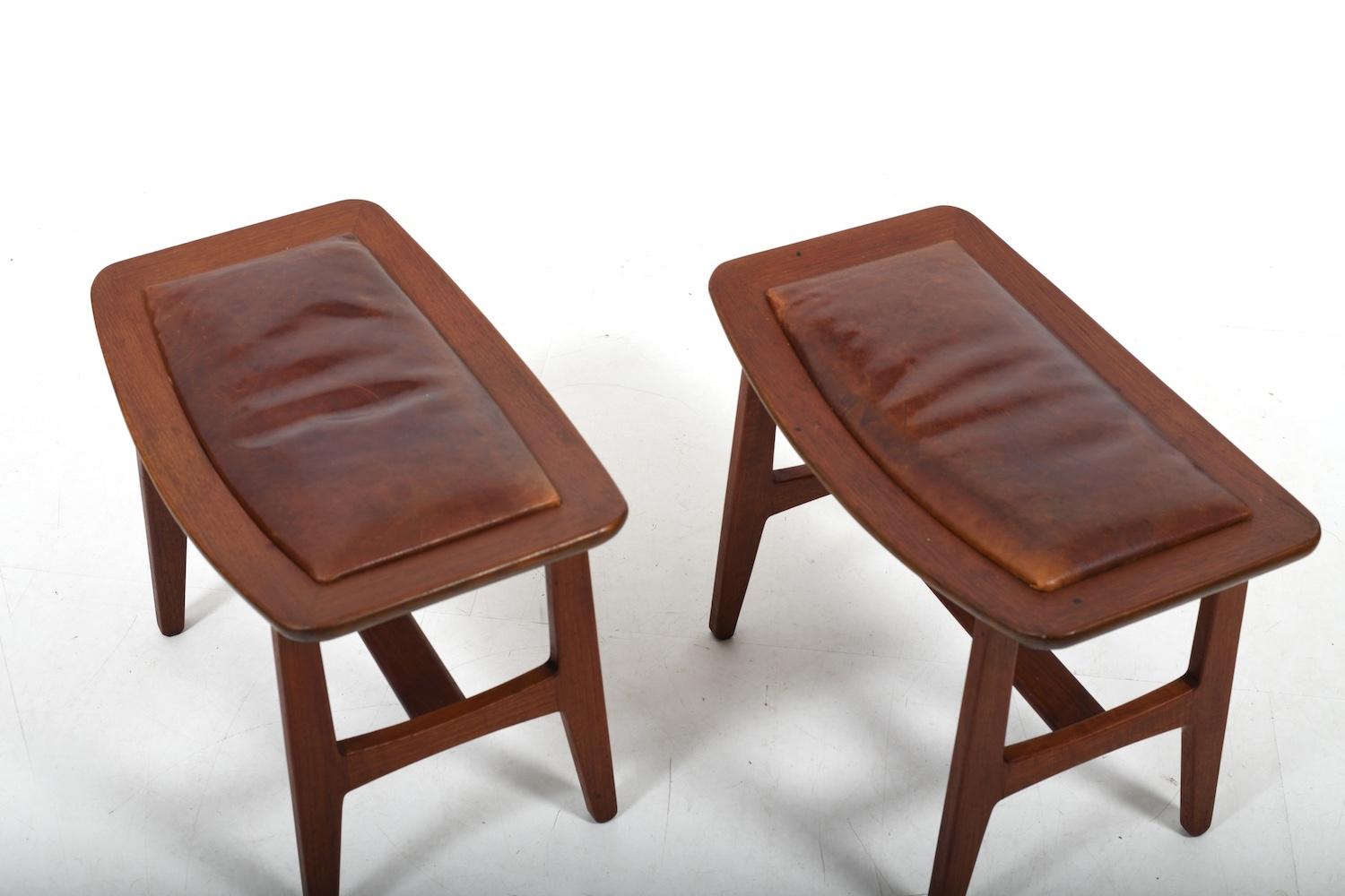 Pair of Danish Stools in Teak and patinated Leather 1960s 5