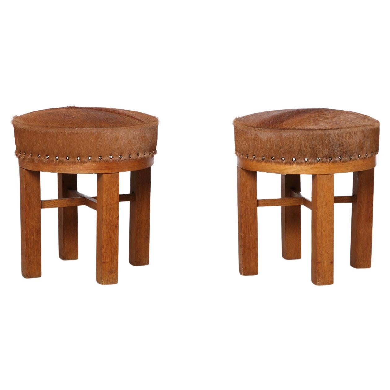 Paar dänische Hocker aus Holz und Rindsleder, 1940er Jahre